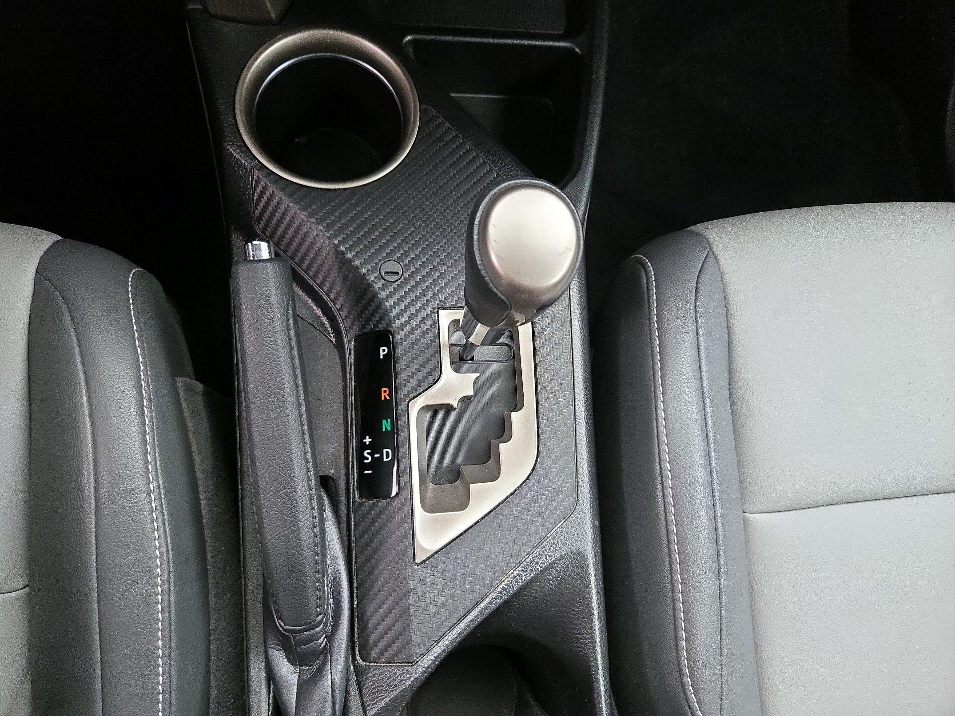 Thumbnail: 2015 Toyota RAV4 - 18