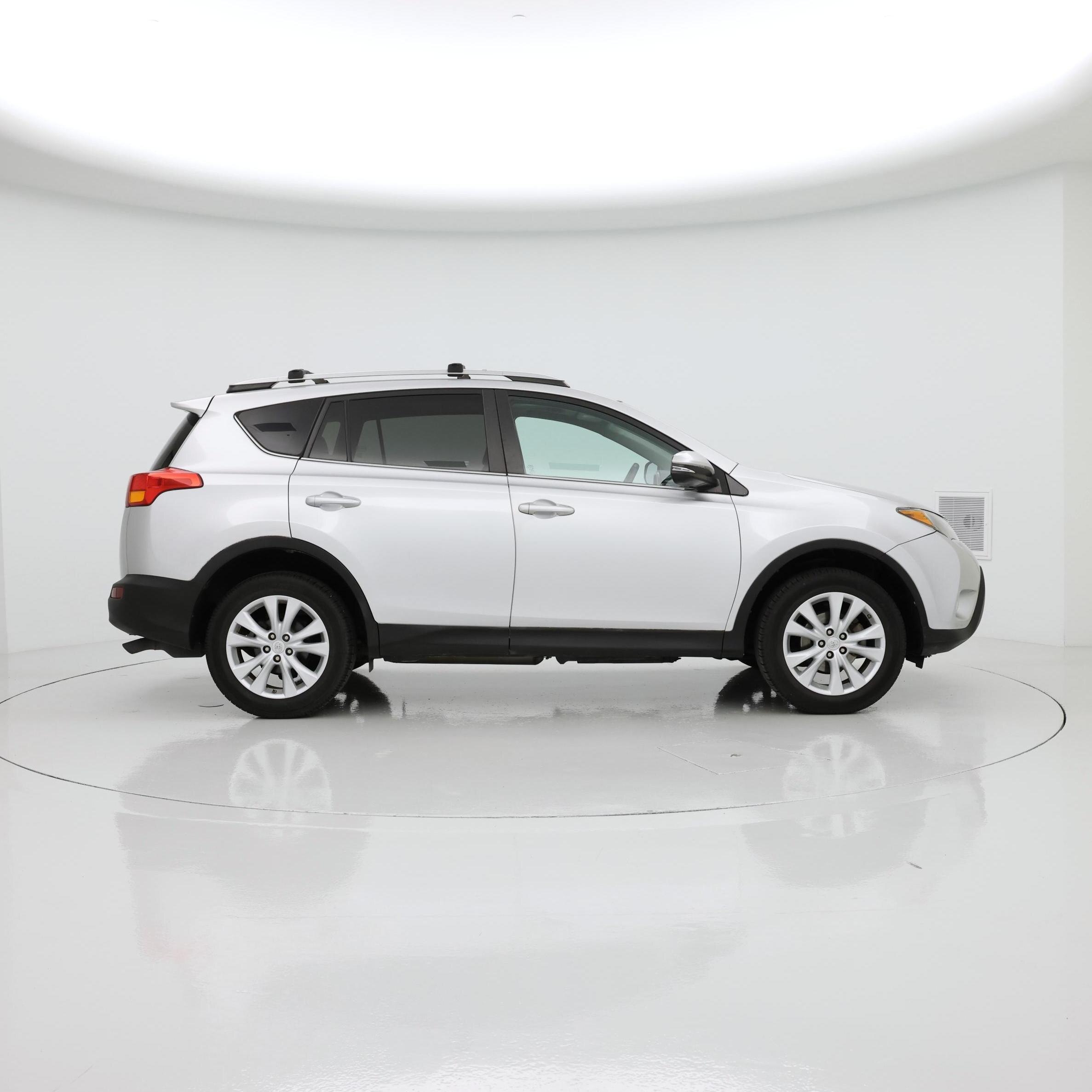 Thumbnail: 2015 Toyota RAV4 - 7