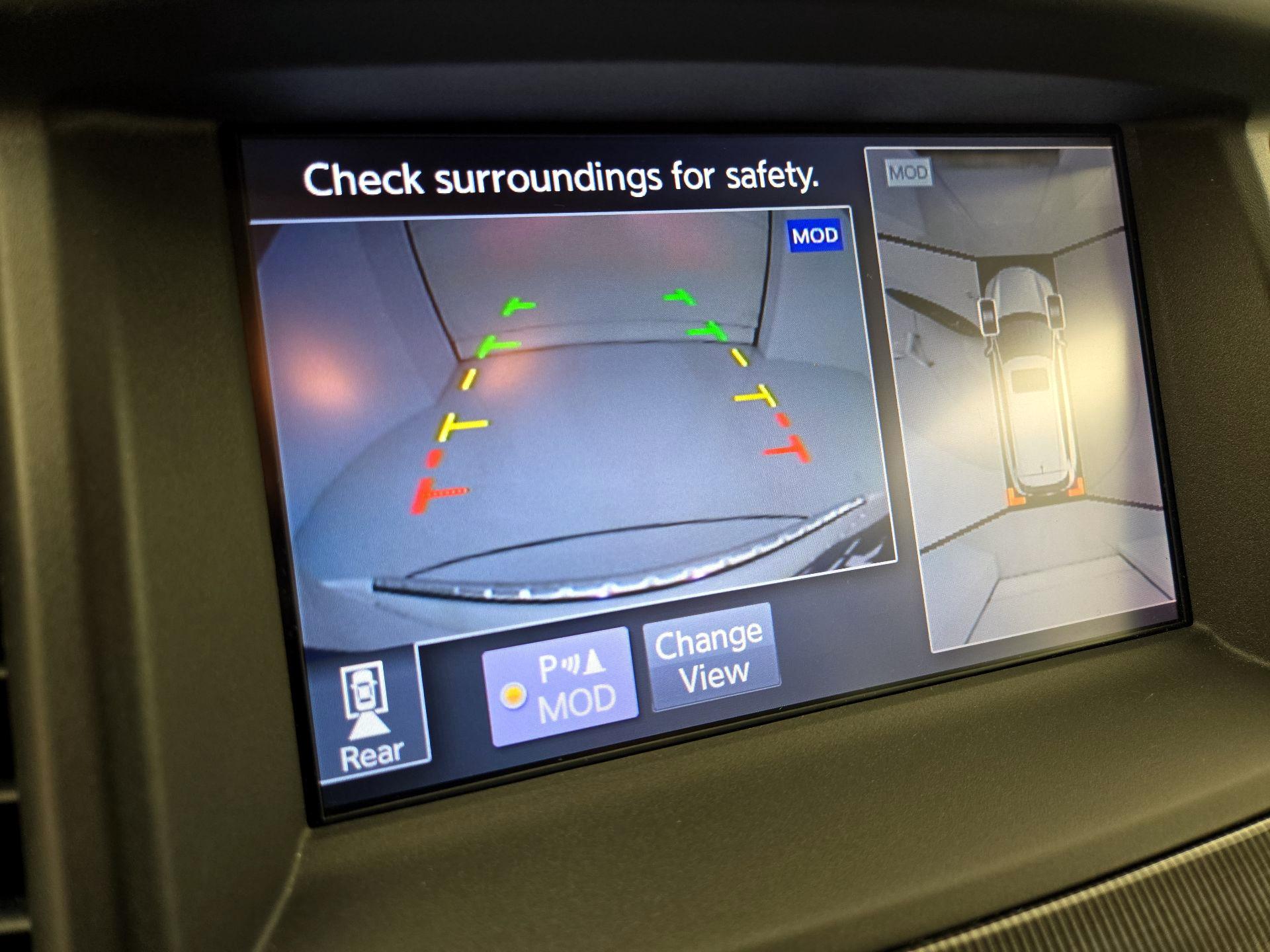 Thumbnail: 2017 INFINITI QX60 - 15