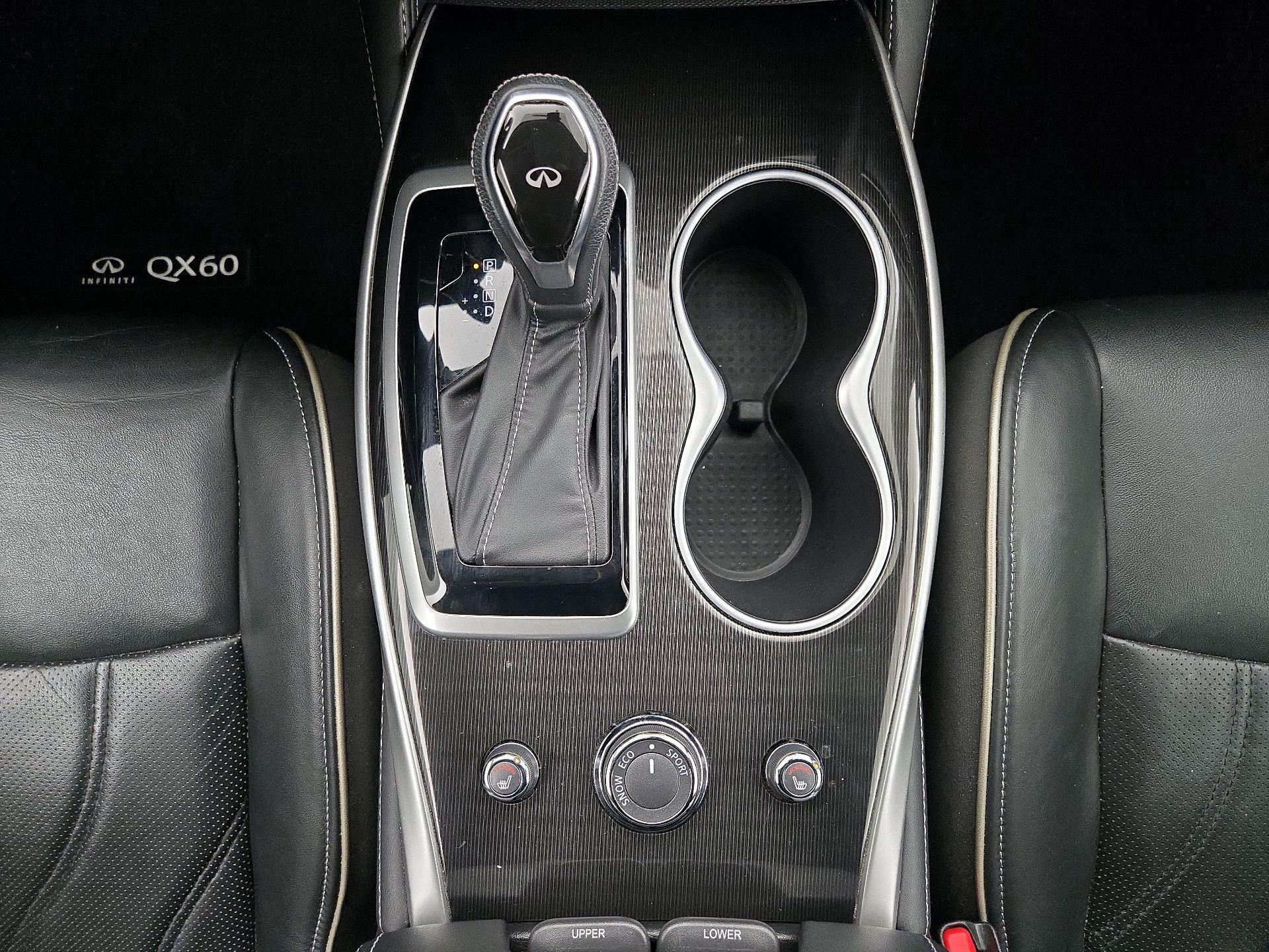 Thumbnail: 2017 INFINITI QX60 - 18