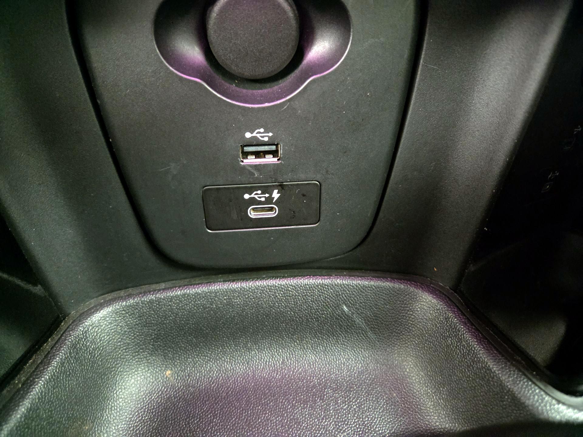 Thumbnail: 2022 MINI Cooper - 19