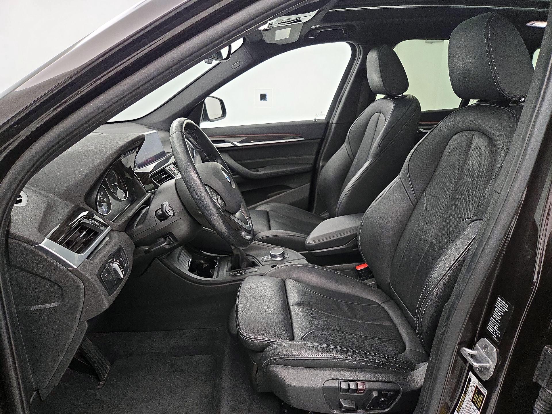 Thumbnail: 2018 BMW X1 - 11