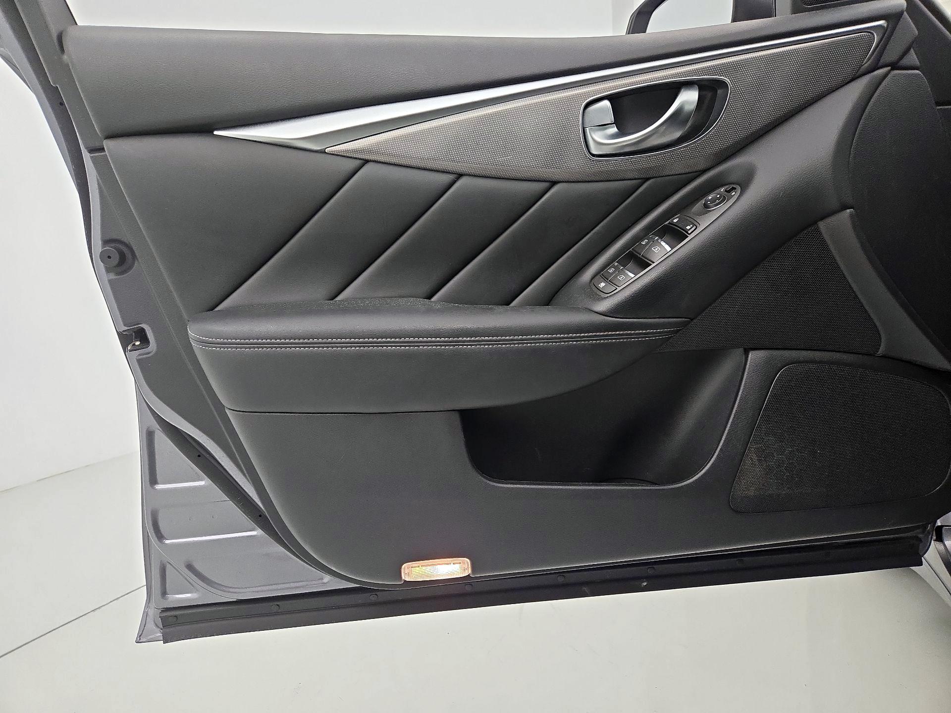 Thumbnail: 2020 INFINITI Q50 - 12