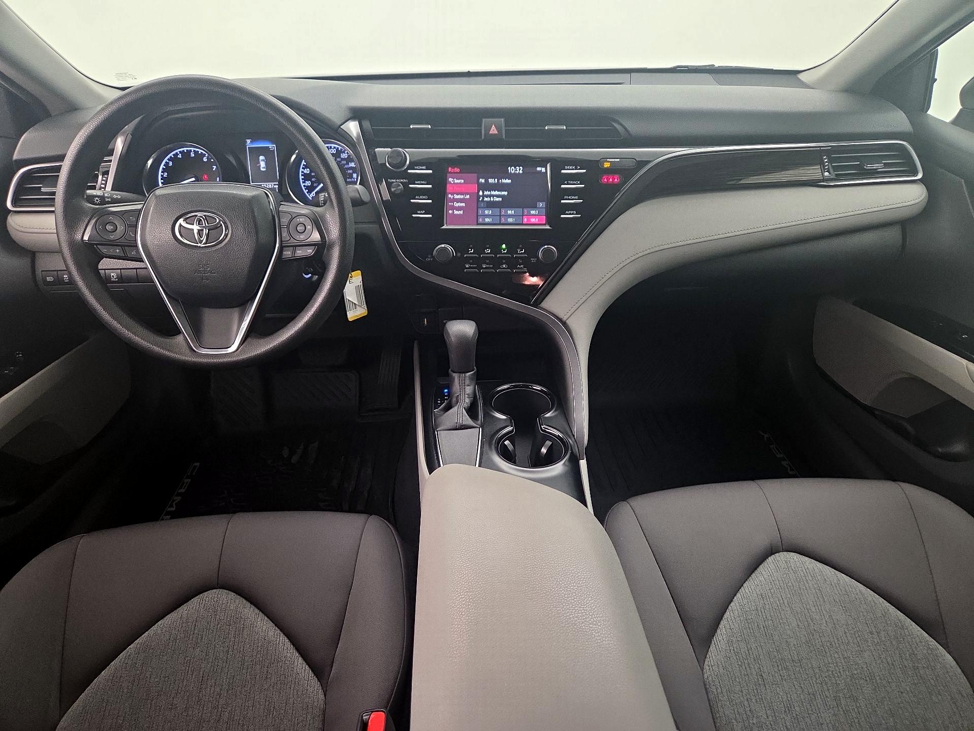 Thumbnail: 2019 Toyota Camry - 9