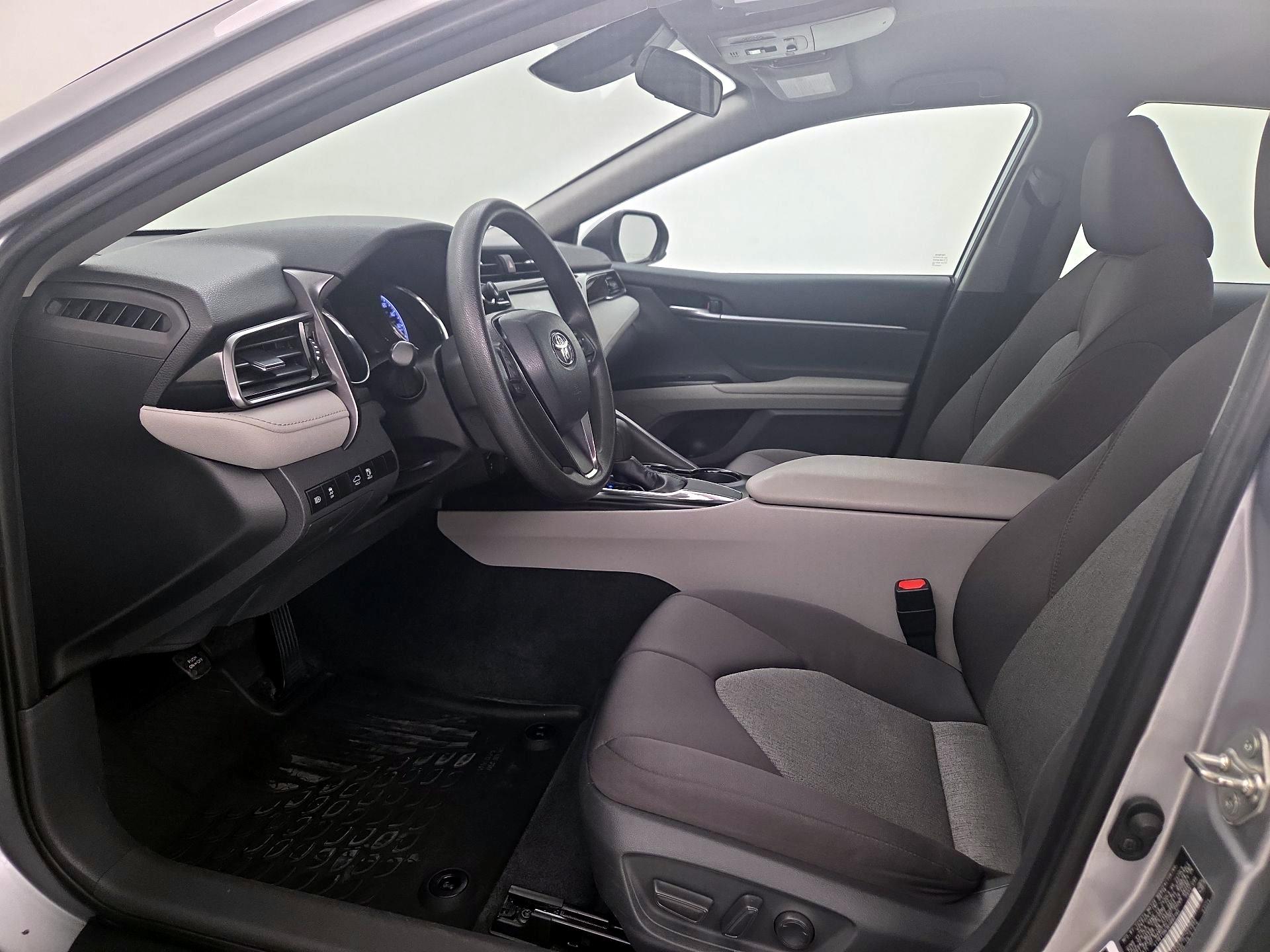 Thumbnail: 2019 Toyota Camry - 11