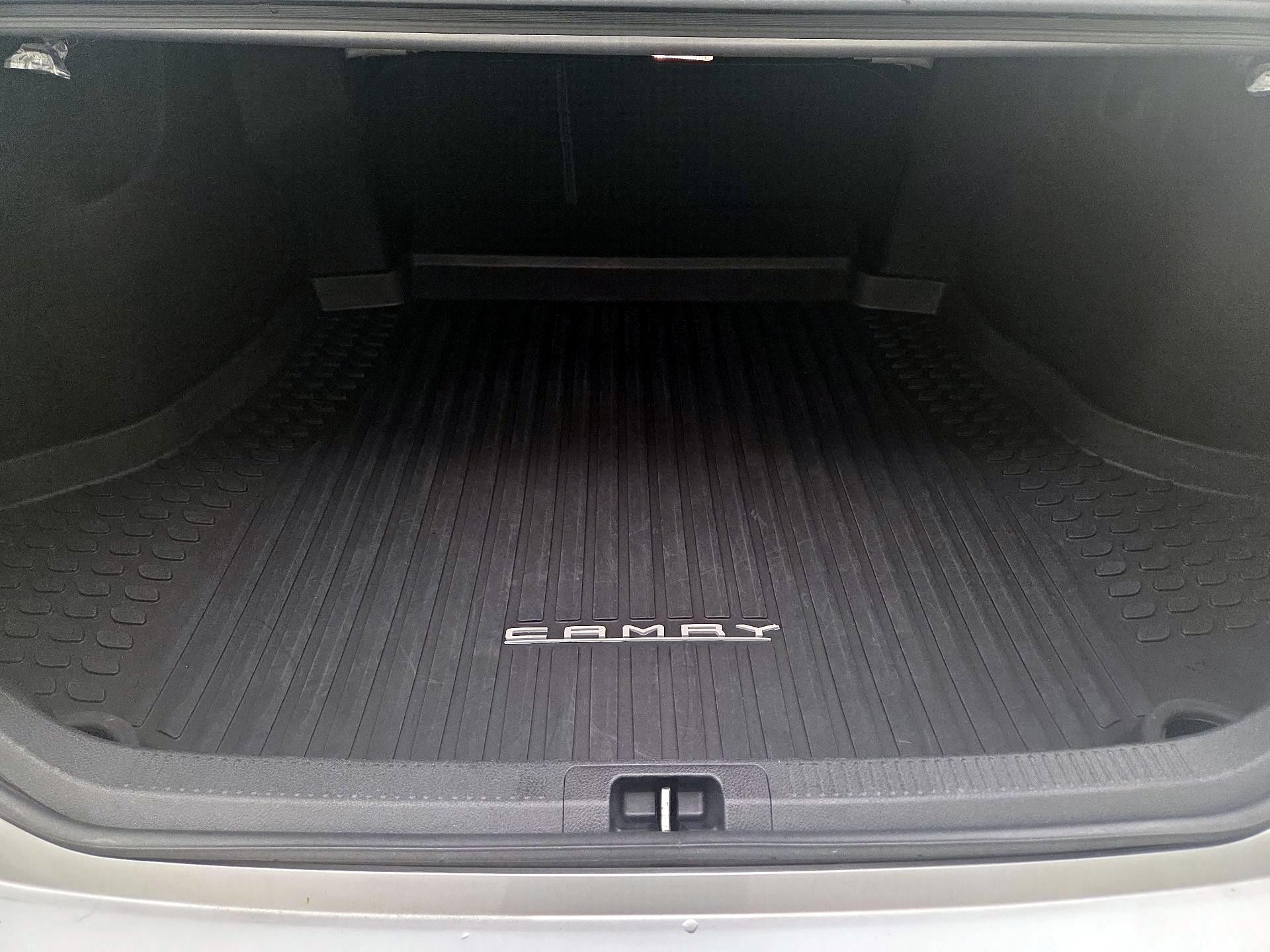 Thumbnail: 2019 Toyota Camry - 20