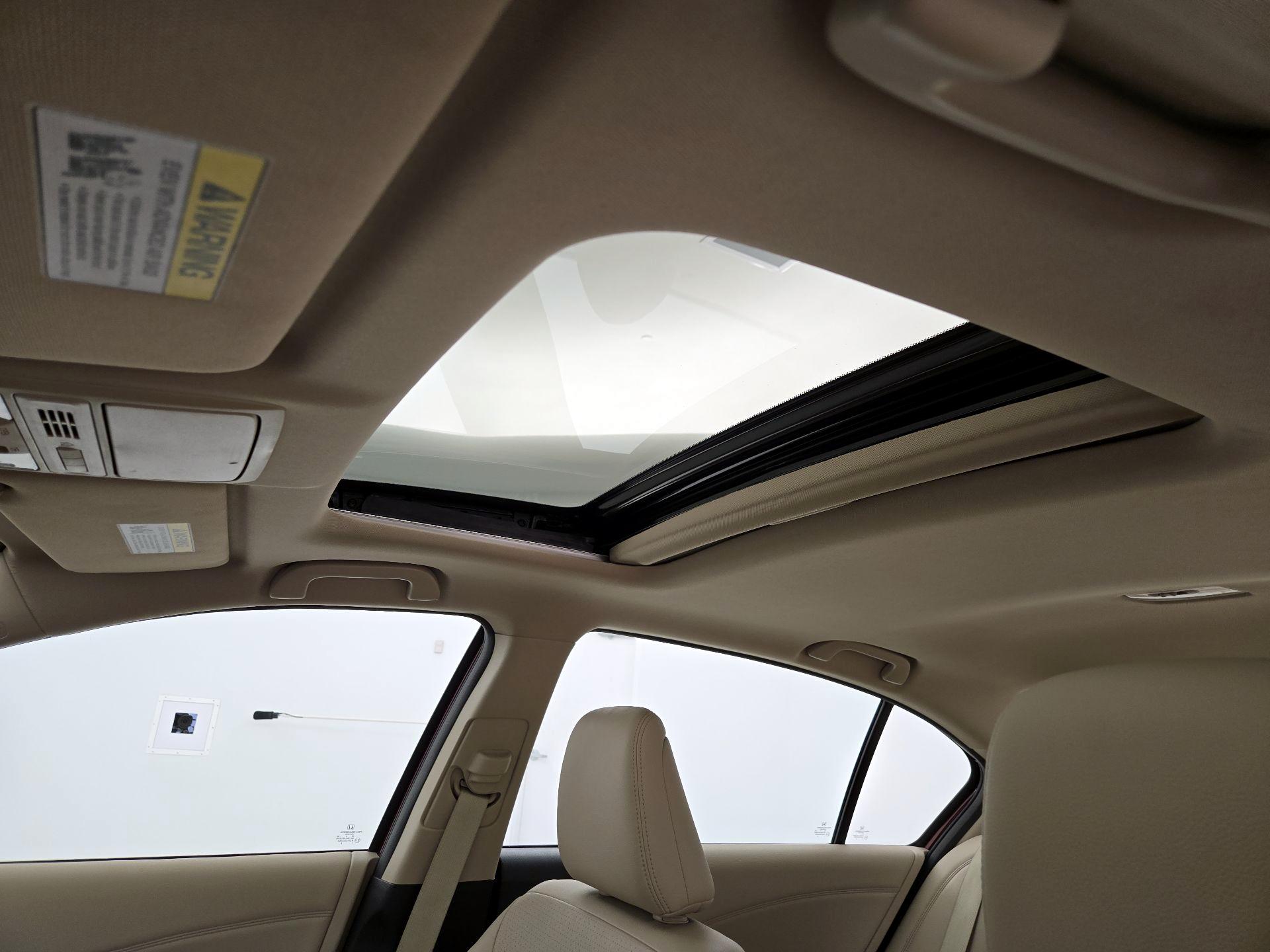 Thumbnail: 2015 Honda Accord - 19