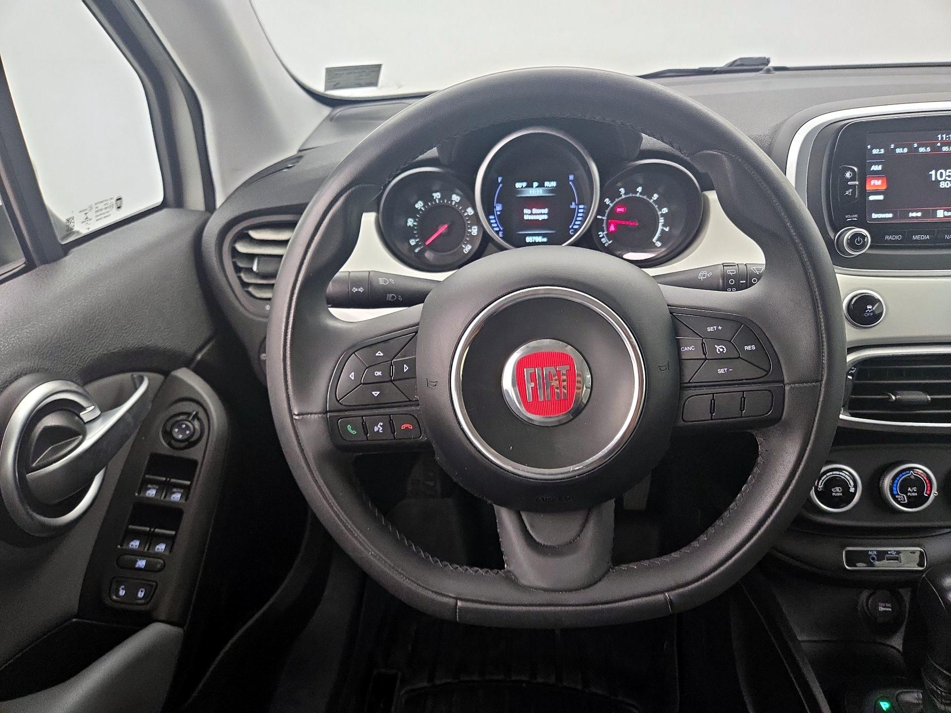 Thumbnail: 2016 Fiat 500X - 10