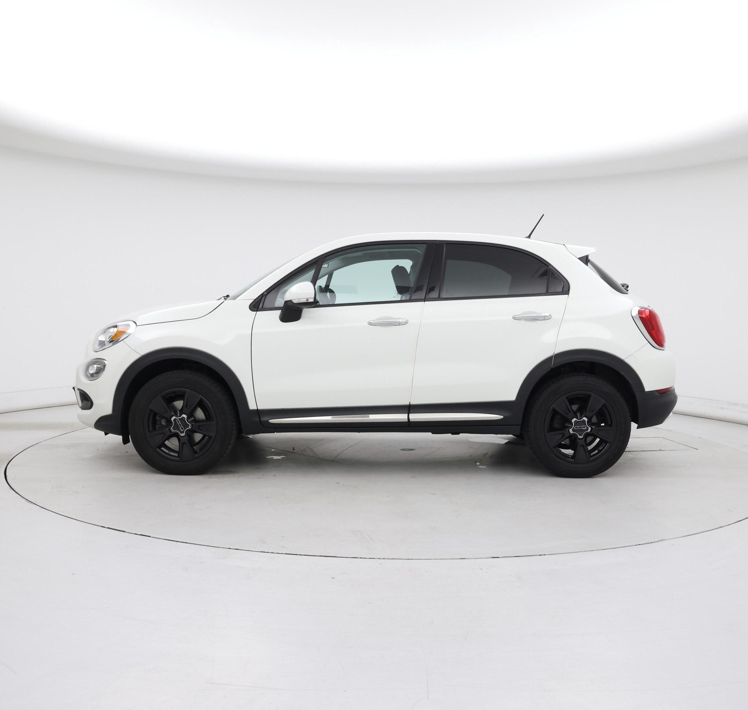 Thumbnail: 2016 Fiat 500X - 3