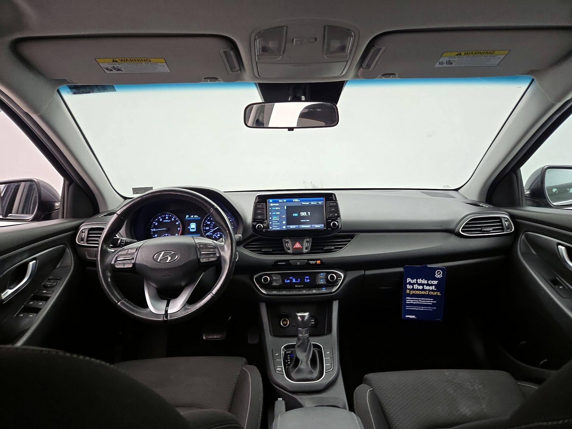 Thumbnail: 2018 Hyundai Elantra - 9