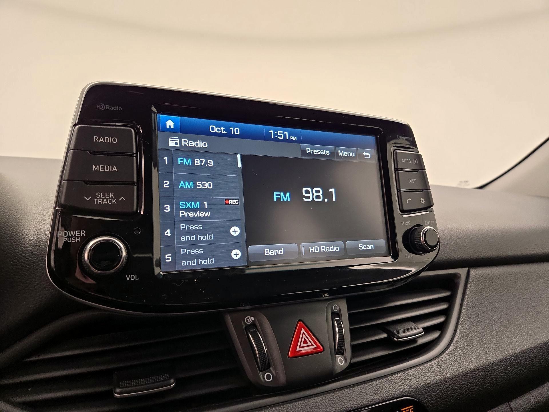 Thumbnail: 2018 Hyundai Elantra - 15