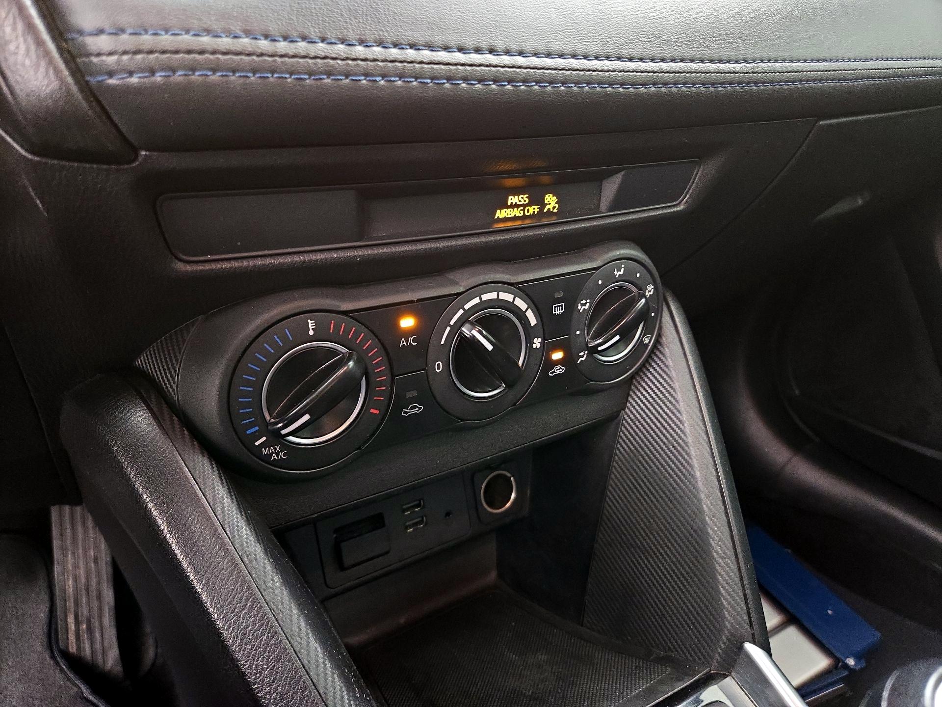 Thumbnail: 2019 Toyota Yaris - 16