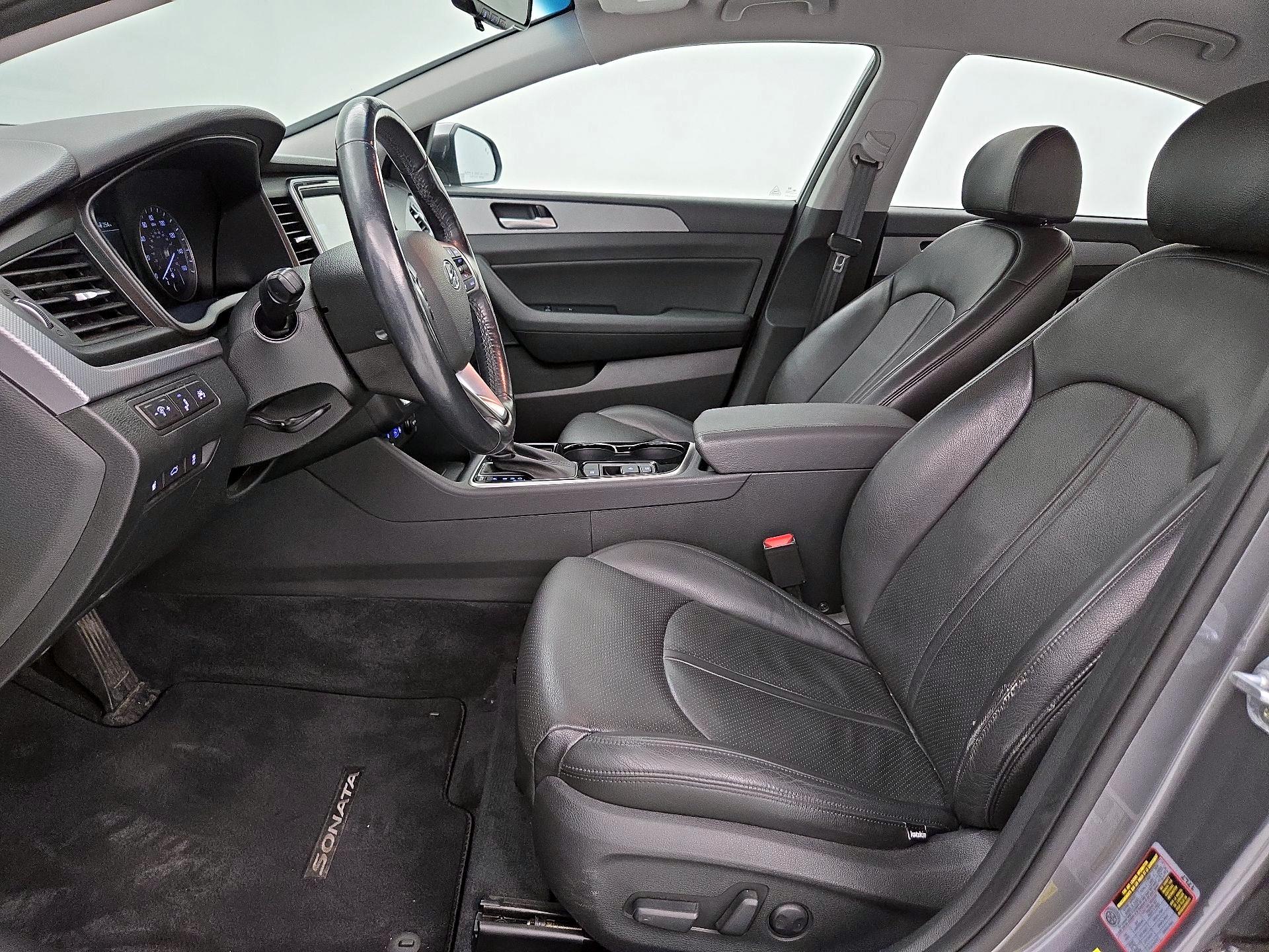 Thumbnail: 2019 Hyundai Sonata - 11