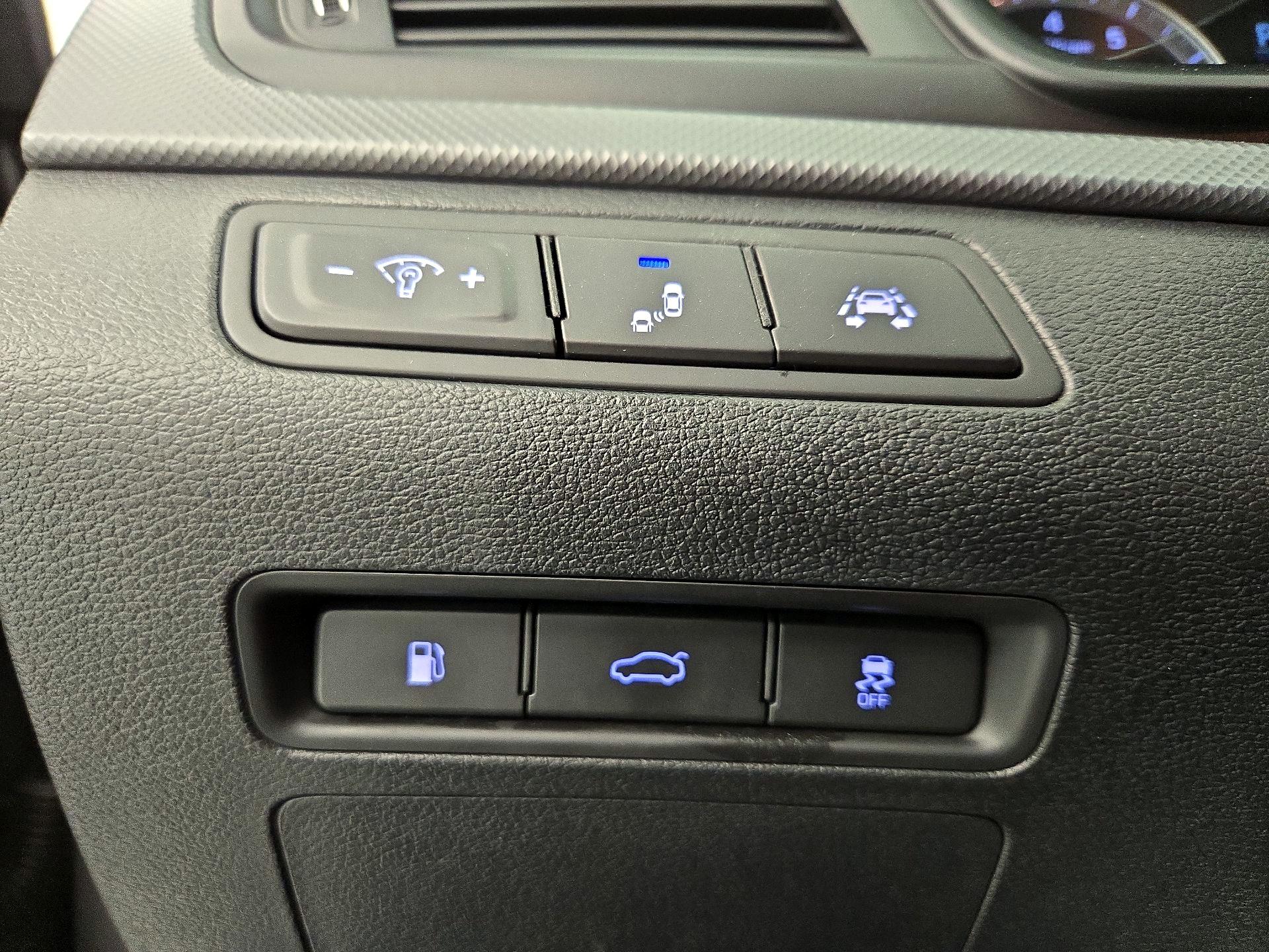 Thumbnail: 2019 Hyundai Sonata - 13
