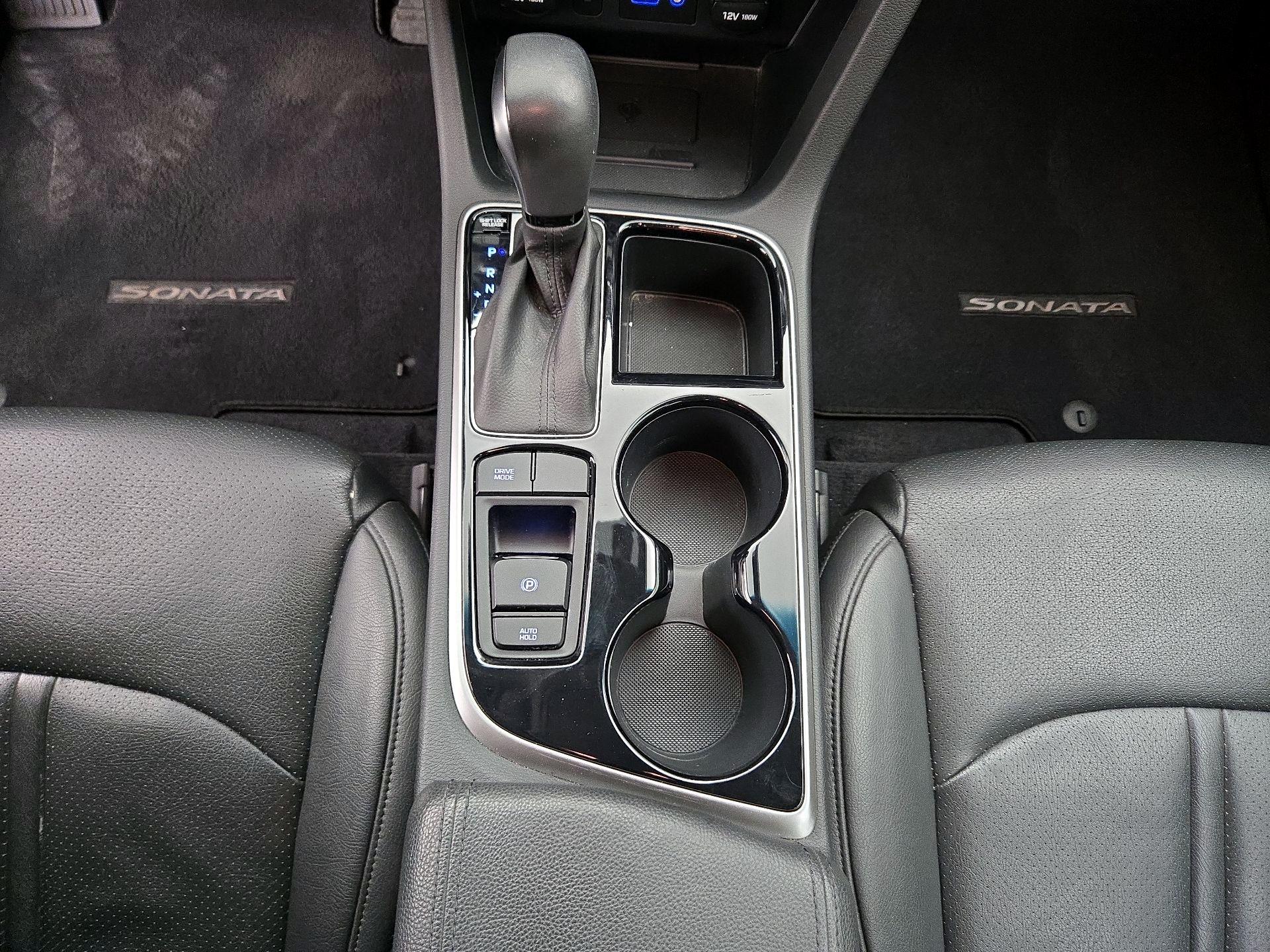 Thumbnail: 2019 Hyundai Sonata - 17