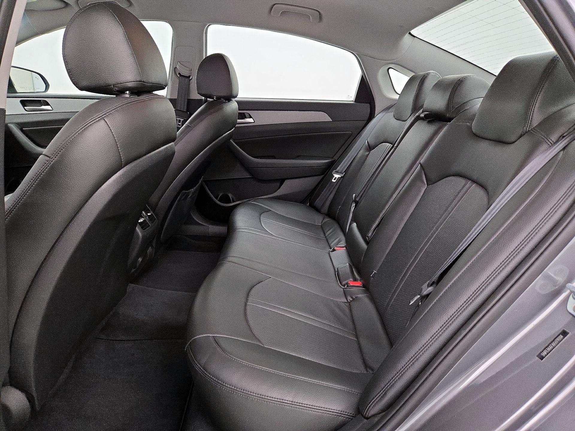 Thumbnail: 2019 Hyundai Sonata - 19