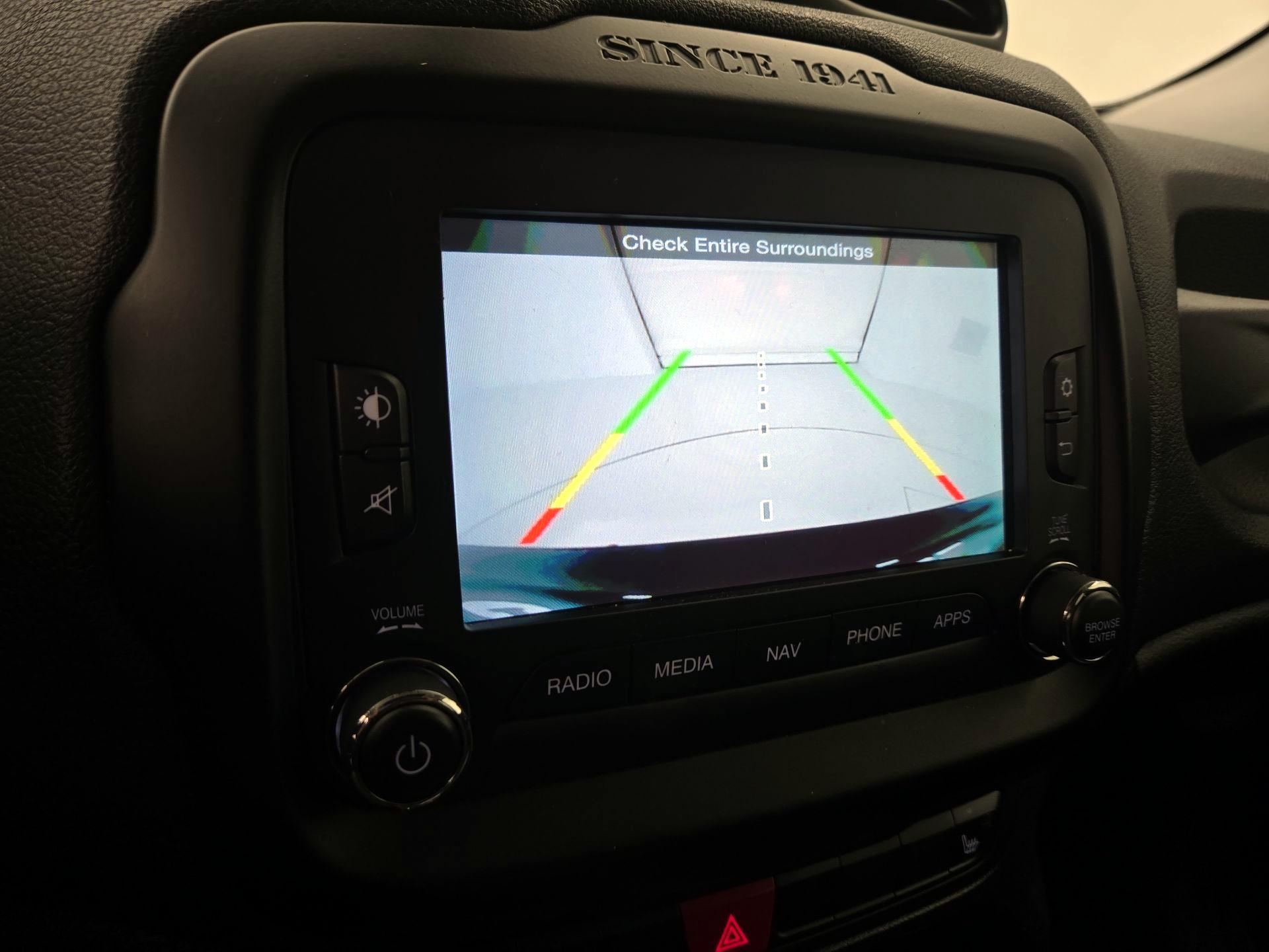 Thumbnail: 2017 Jeep Renegade - 13