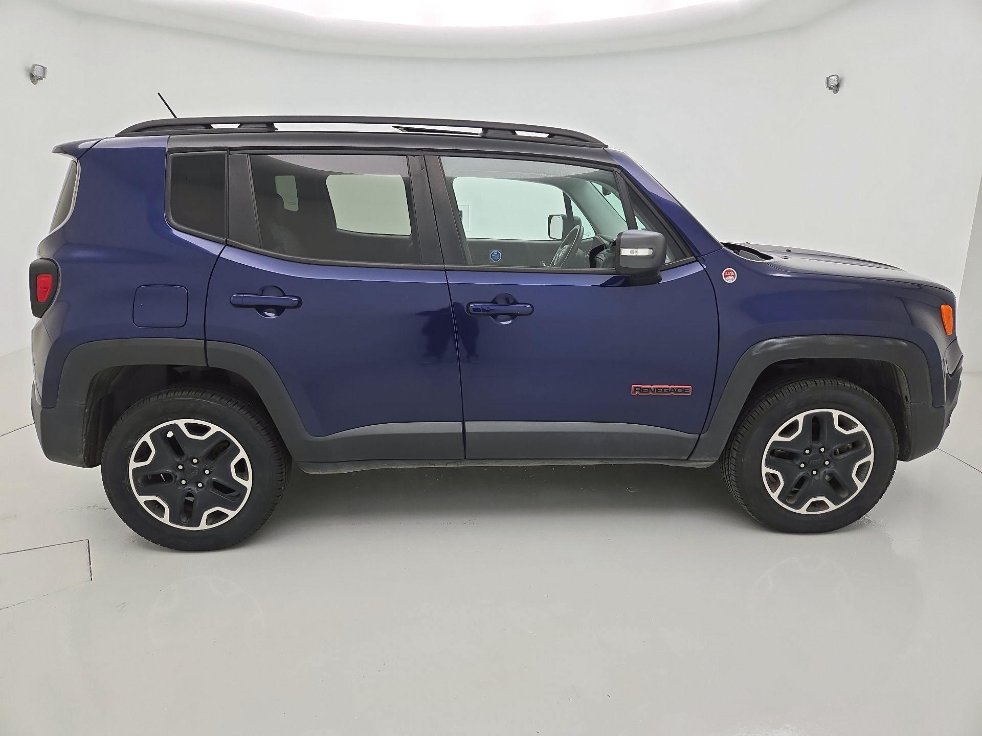 Thumbnail: 2017 Jeep Renegade - 4