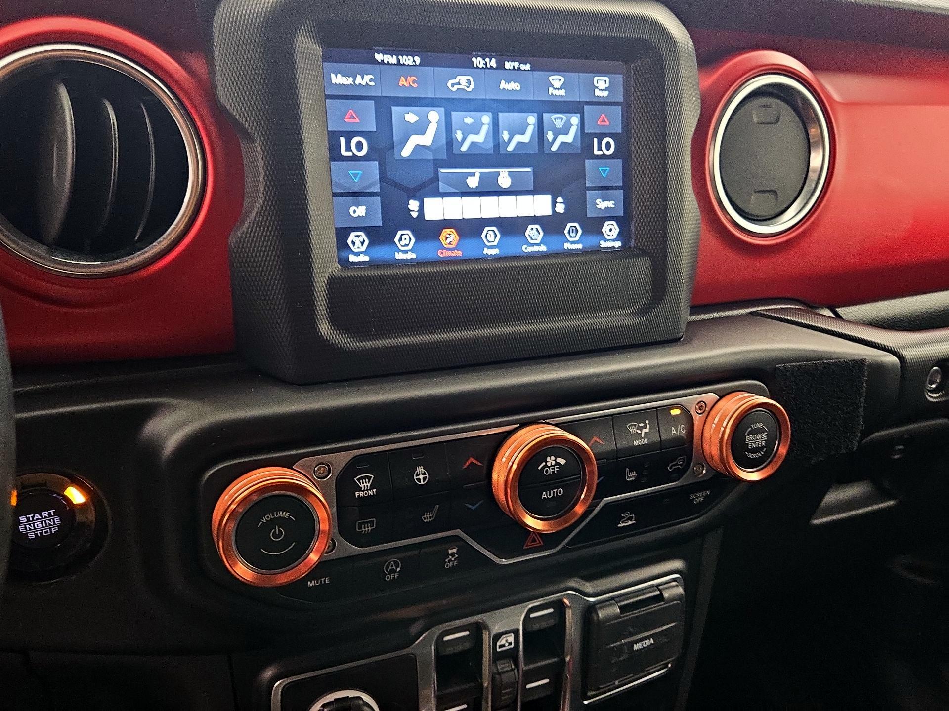 Thumbnail: 2021 Jeep Wrangler - 16