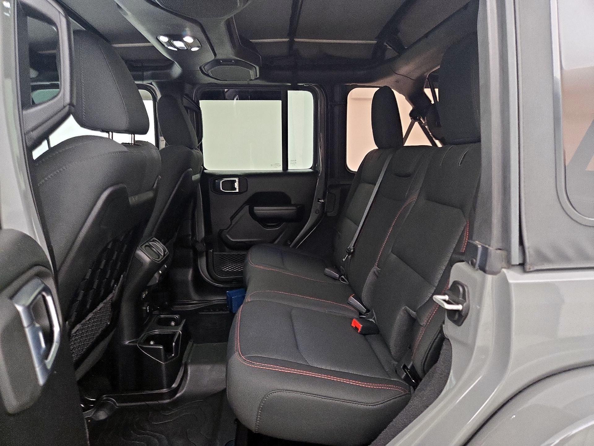 Thumbnail: 2021 Jeep Wrangler - 19