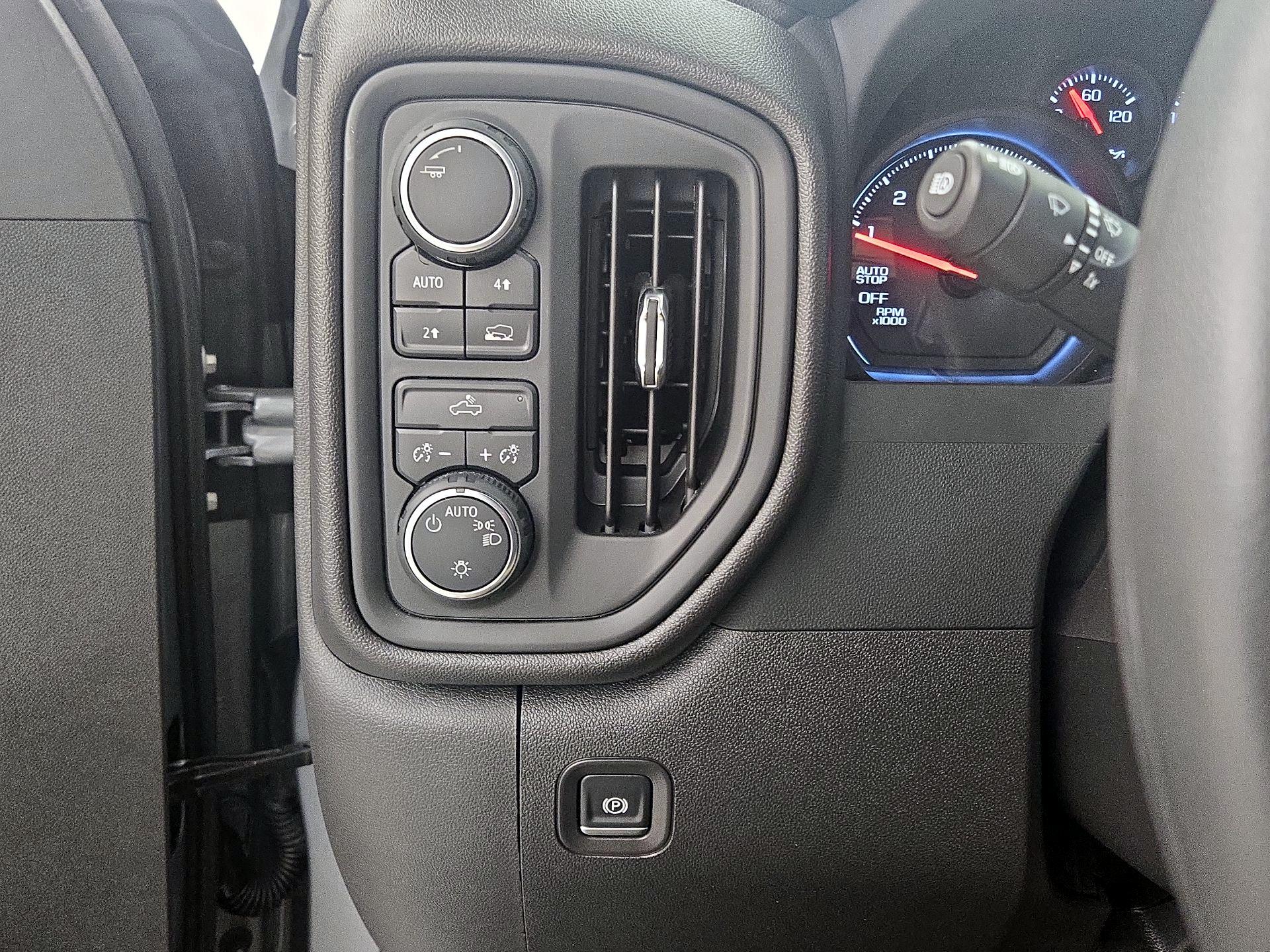Thumbnail: 2025 Chevrolet Silverado 1500 - 13