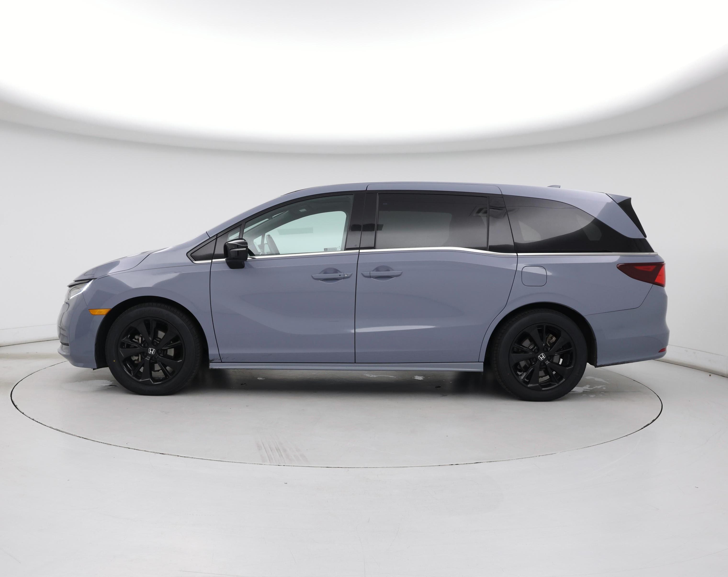 Thumbnail: 2023 Honda Odyssey - 3