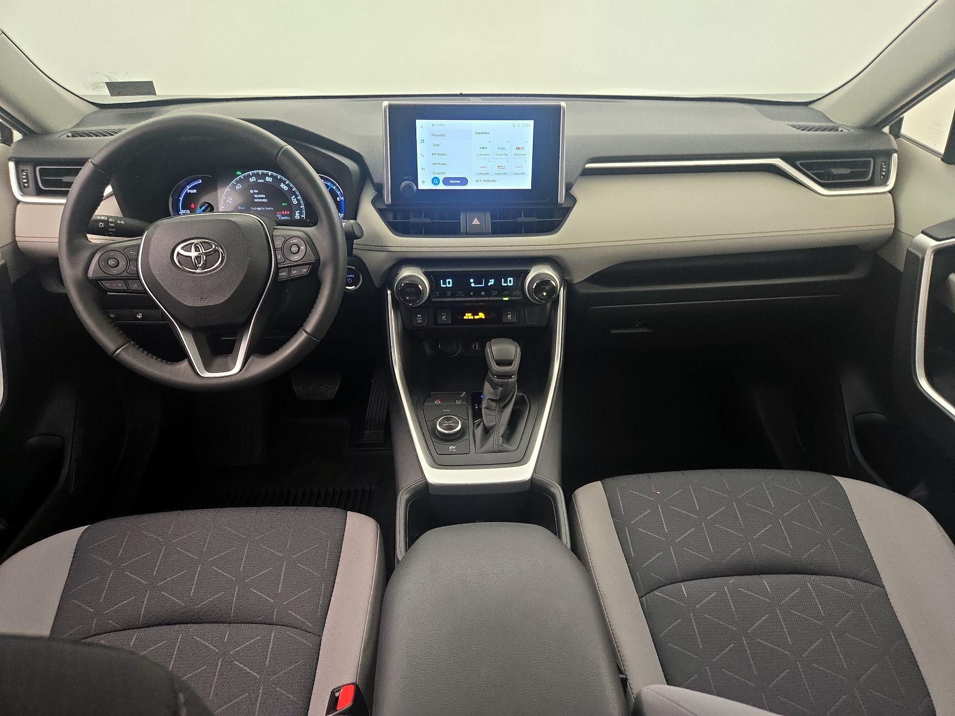 Thumbnail: 2024 Toyota RAV4 - 9