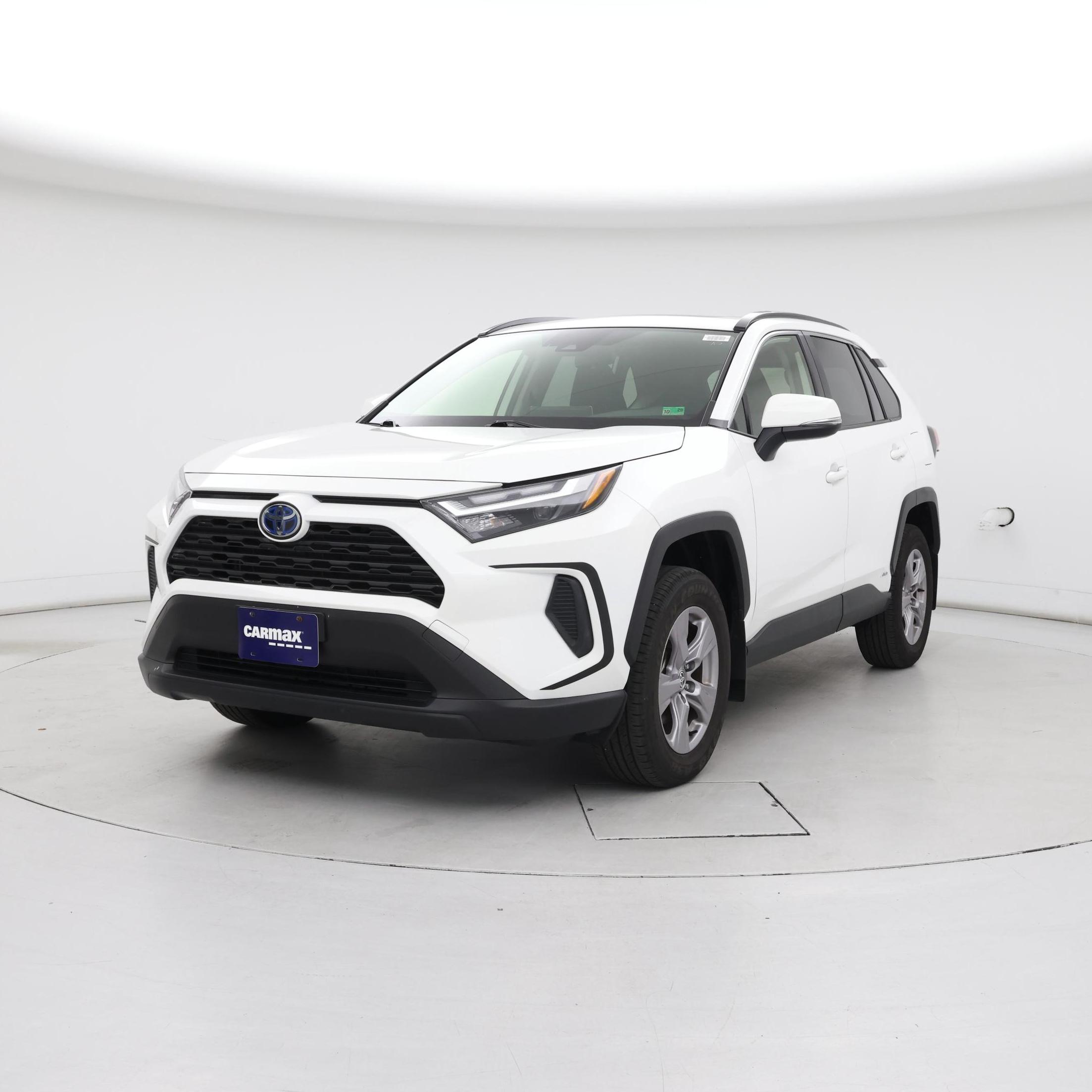 Thumbnail: 2024 Toyota RAV4 - 4