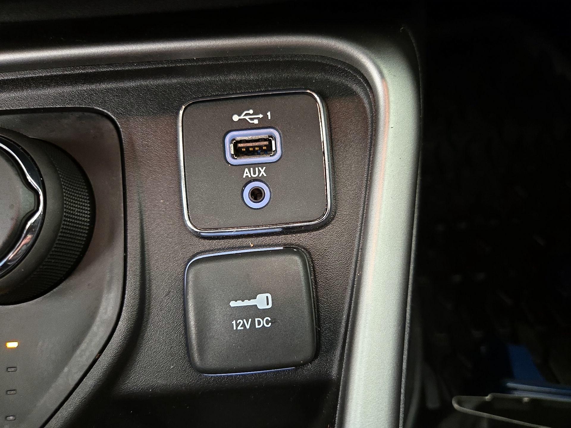 Thumbnail: 2020 Jeep Compass - 19