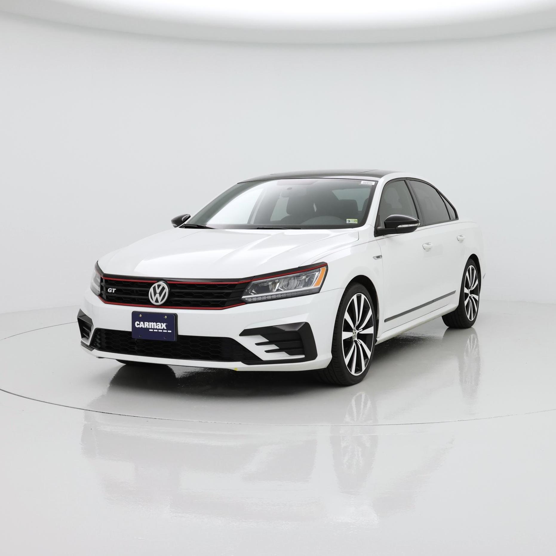 Thumbnail: 2018 Volkswagen Passat - 4