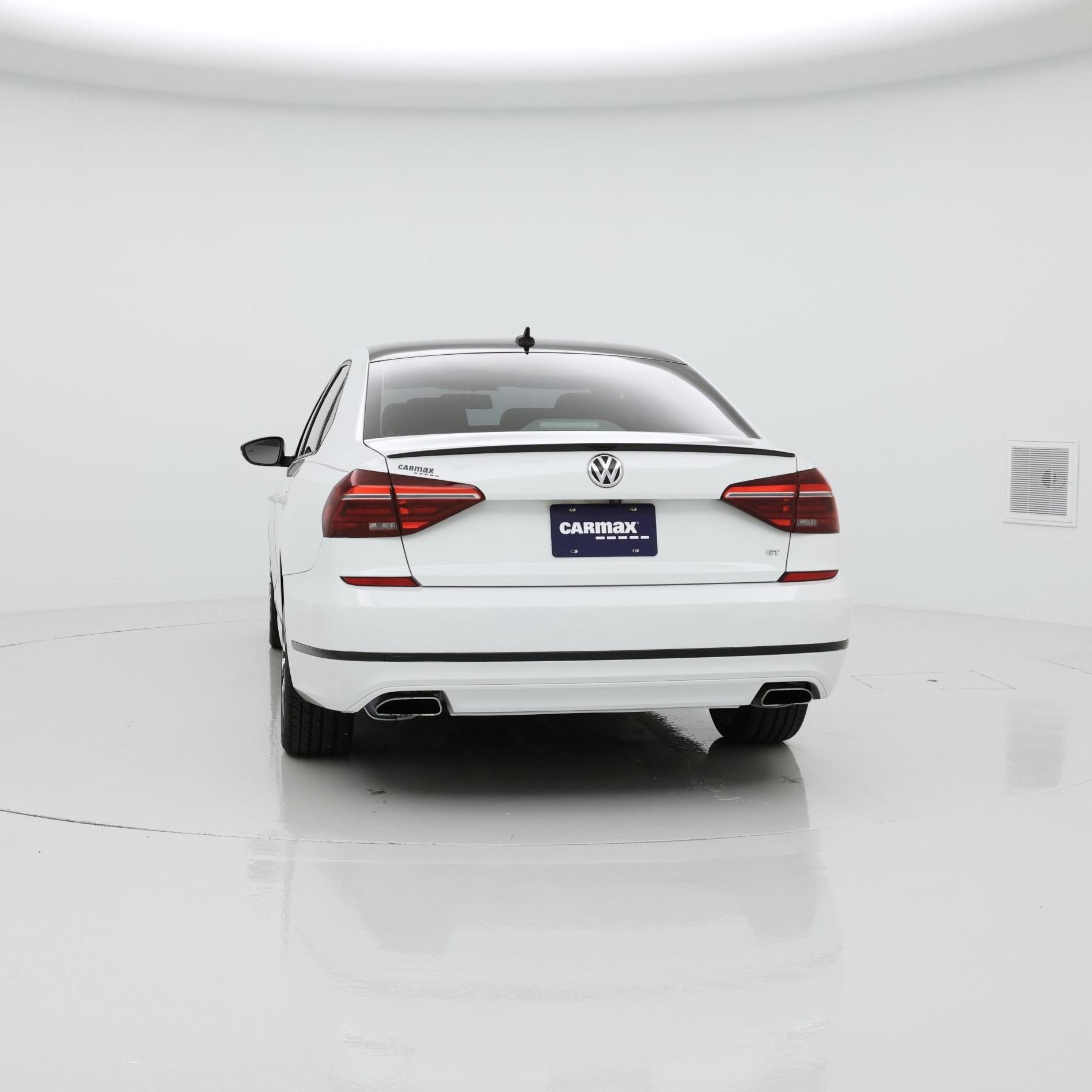 Thumbnail: 2018 Volkswagen Passat - 6