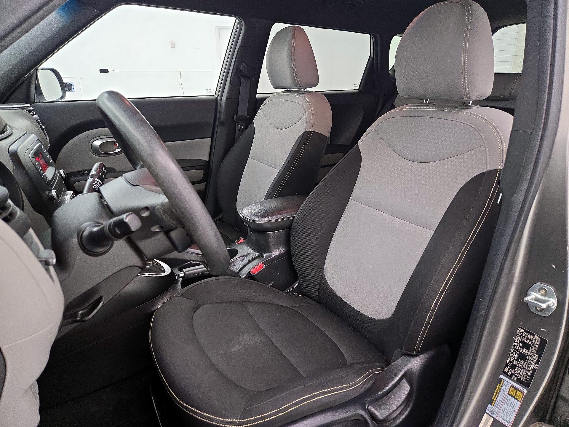 Thumbnail: 2015 Kia Soul - 11