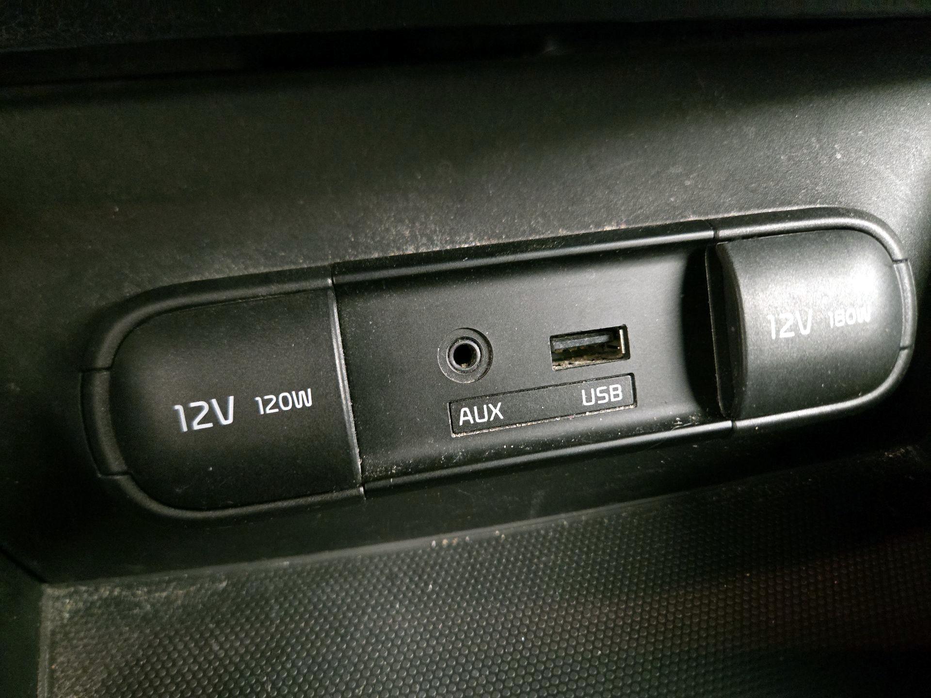 Thumbnail: 2015 Kia Soul - 17