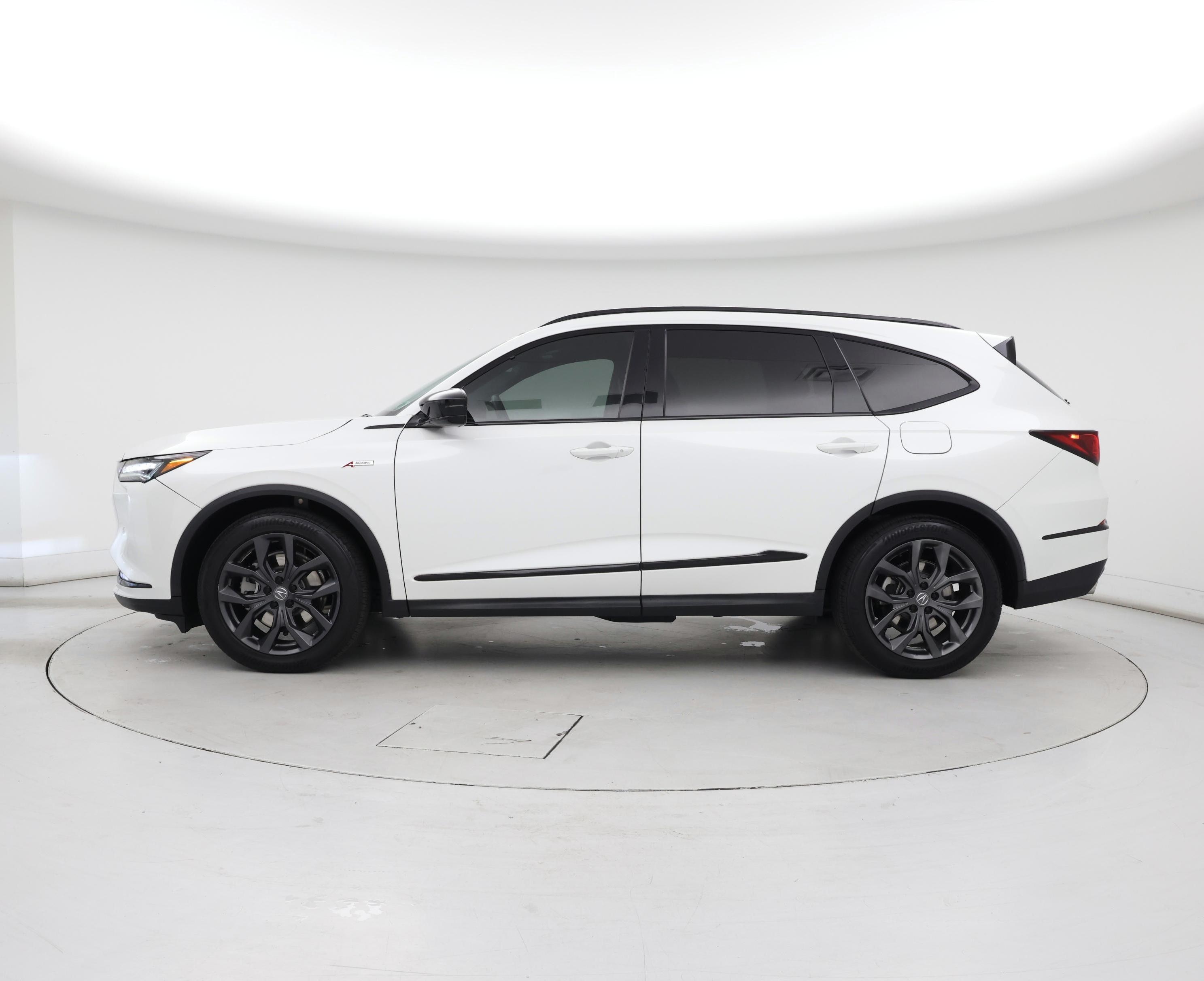 Thumbnail: 2022 Acura MDX - 3