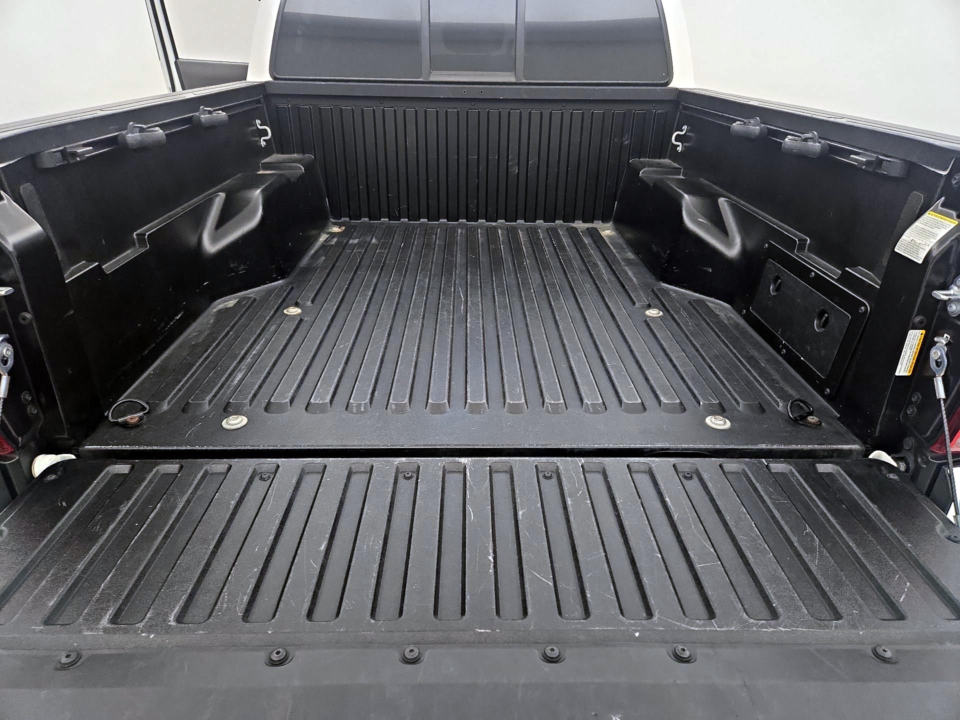 Thumbnail: 2022 Toyota Tacoma - 20