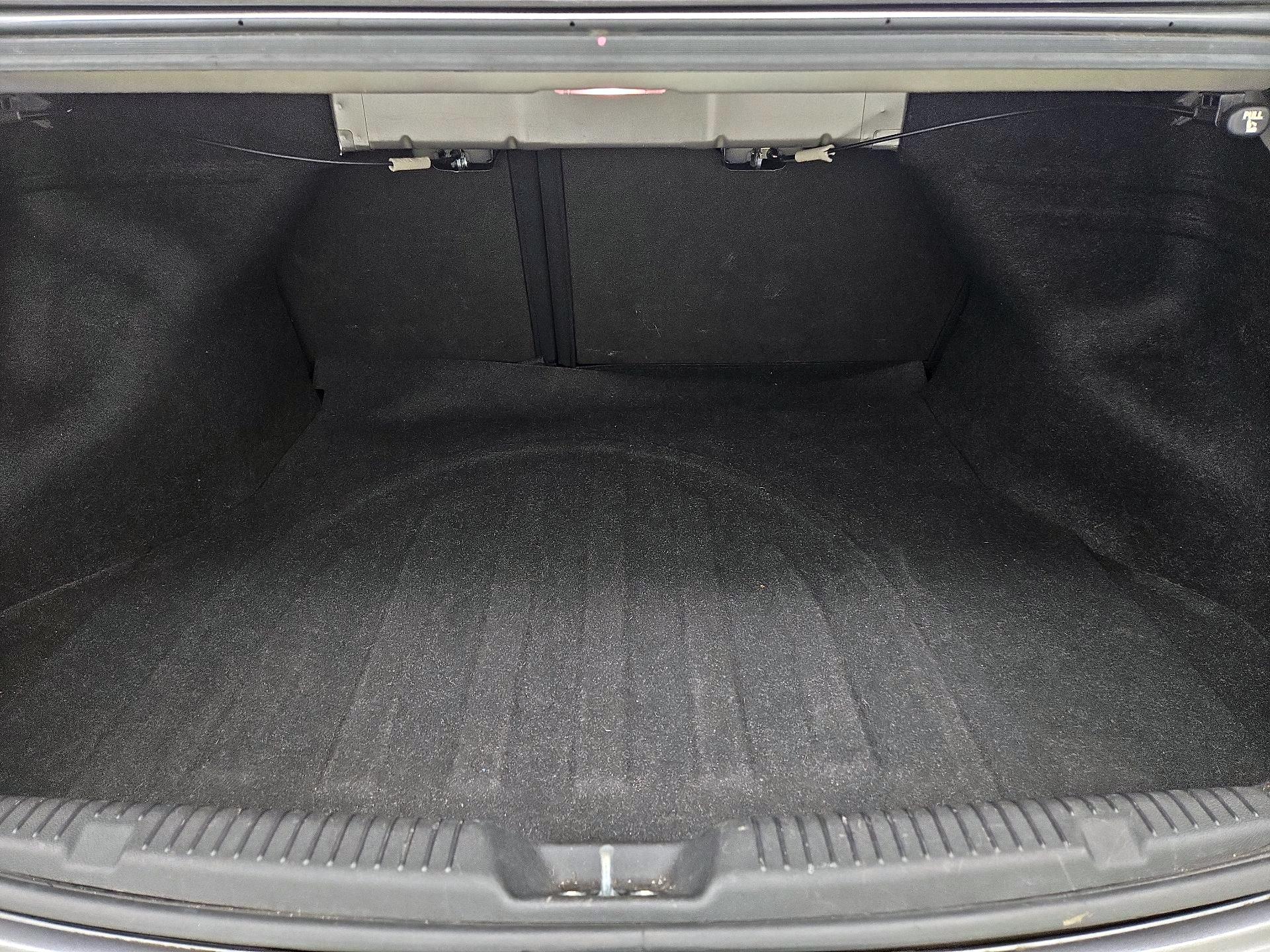 Thumbnail: 2016 Hyundai Elantra - 19