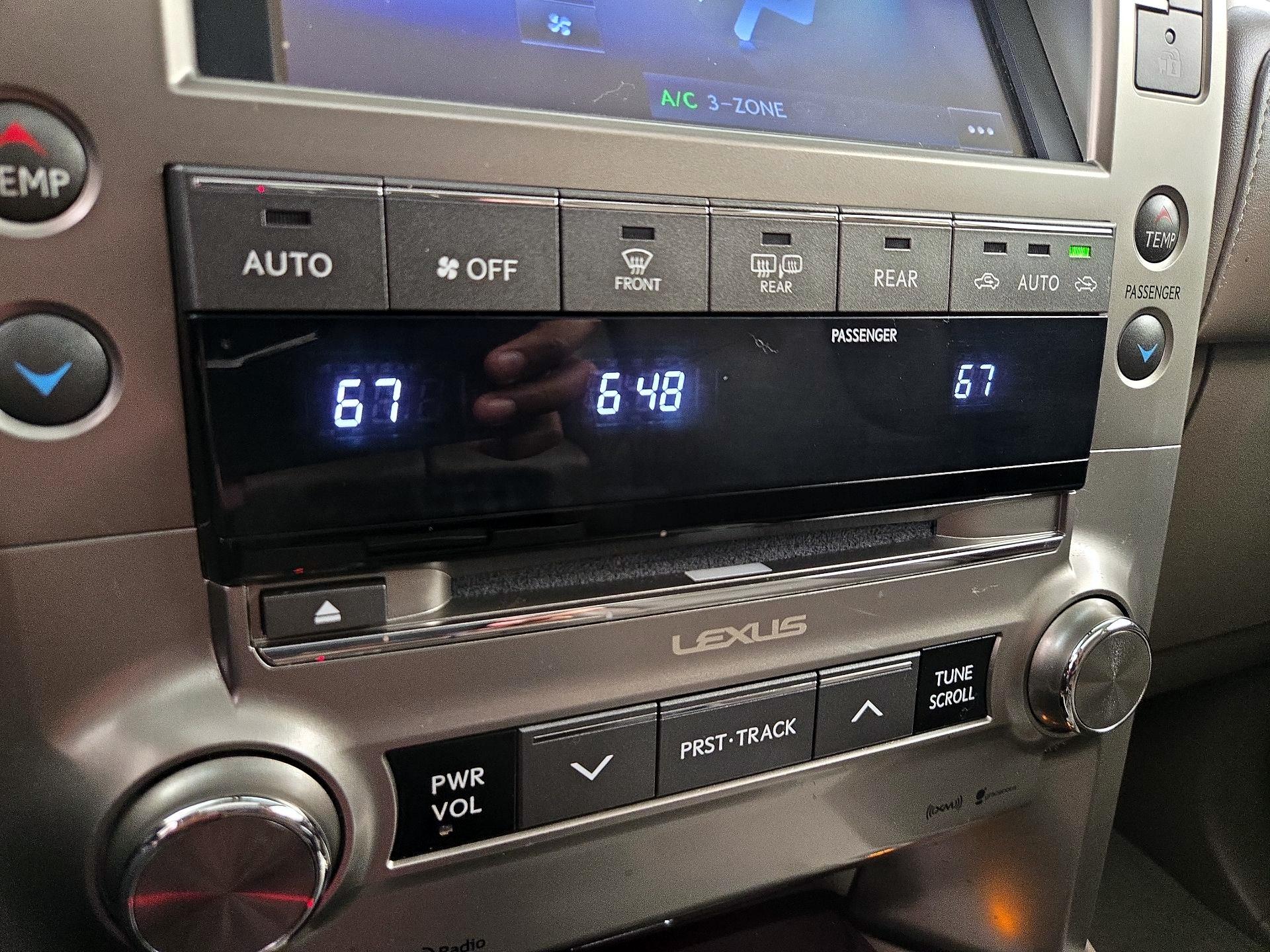 Thumbnail: 2019 Lexus GX - 17