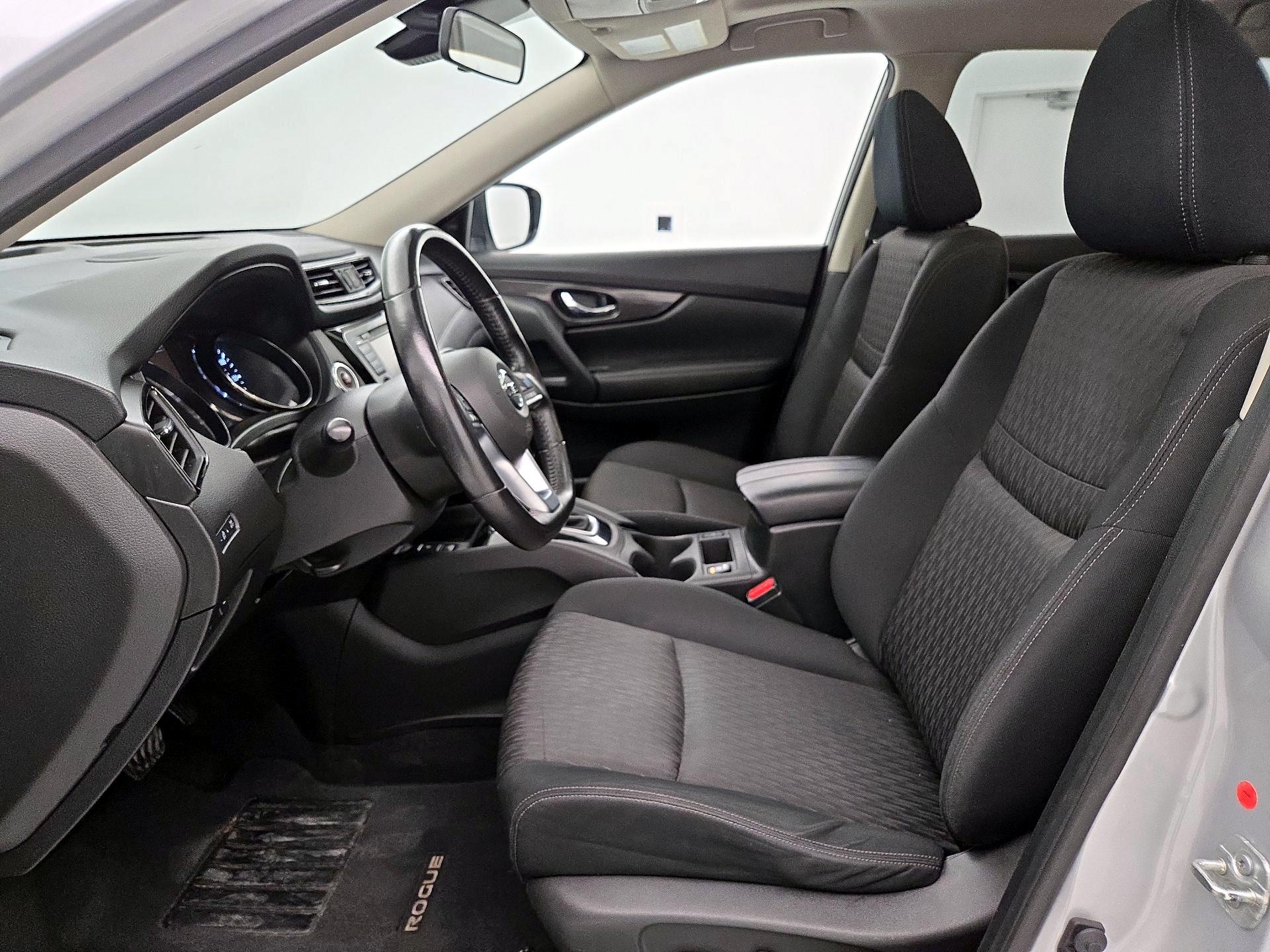 Thumbnail: 2019 Nissan Rogue - 11