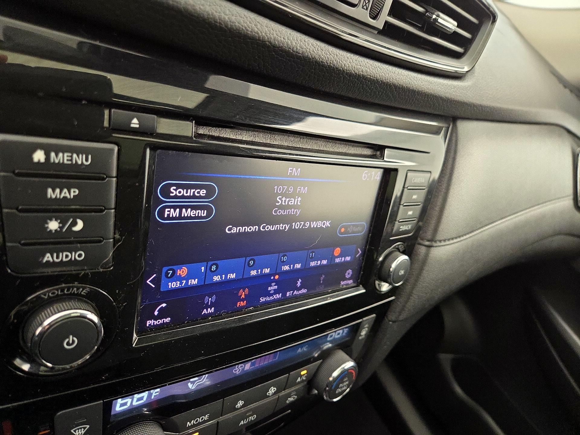 Thumbnail: 2019 Nissan Rogue - 16