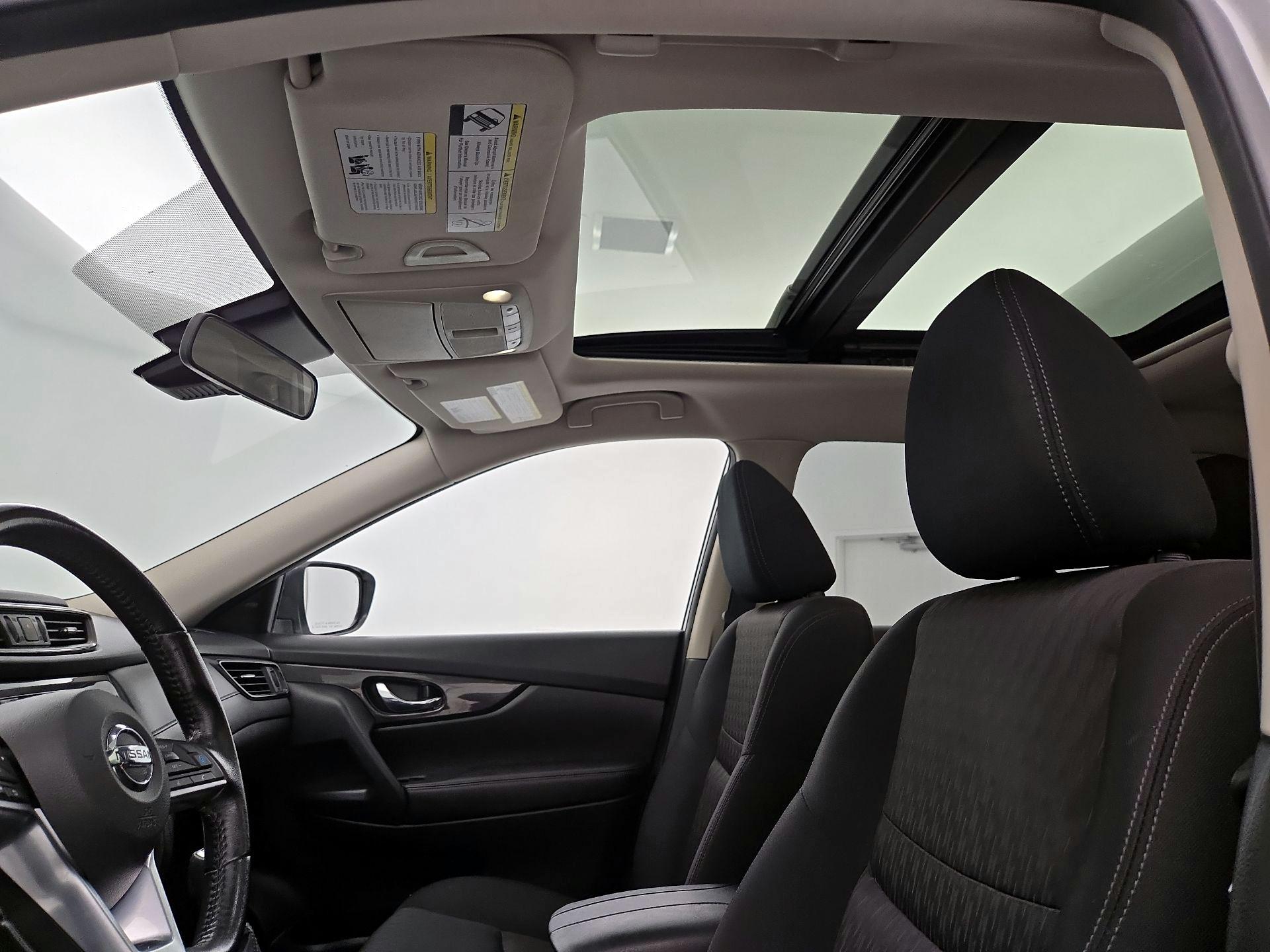 Thumbnail: 2019 Nissan Rogue - 20