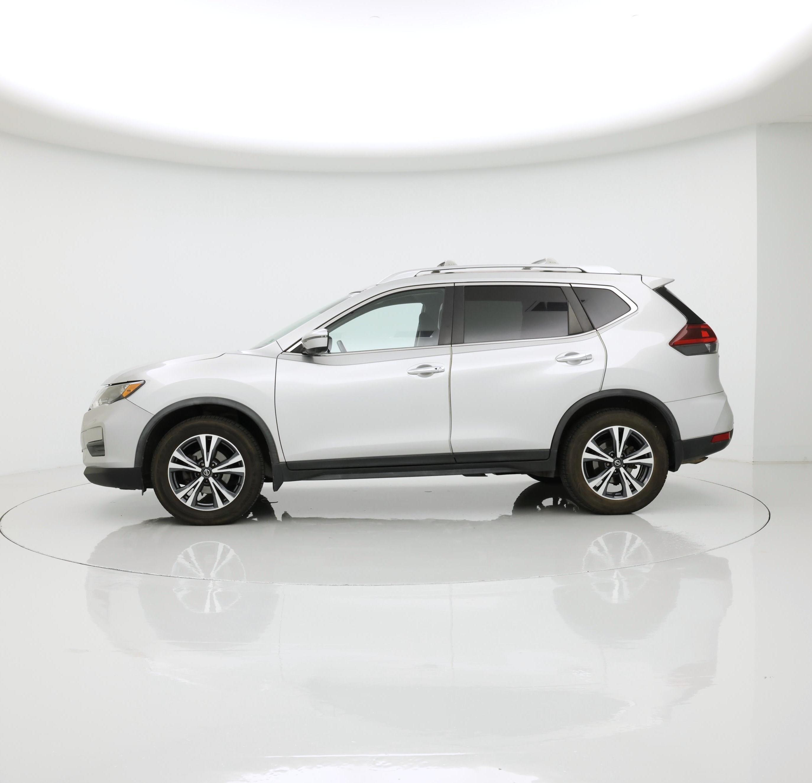 Thumbnail: 2019 Nissan Rogue - 3