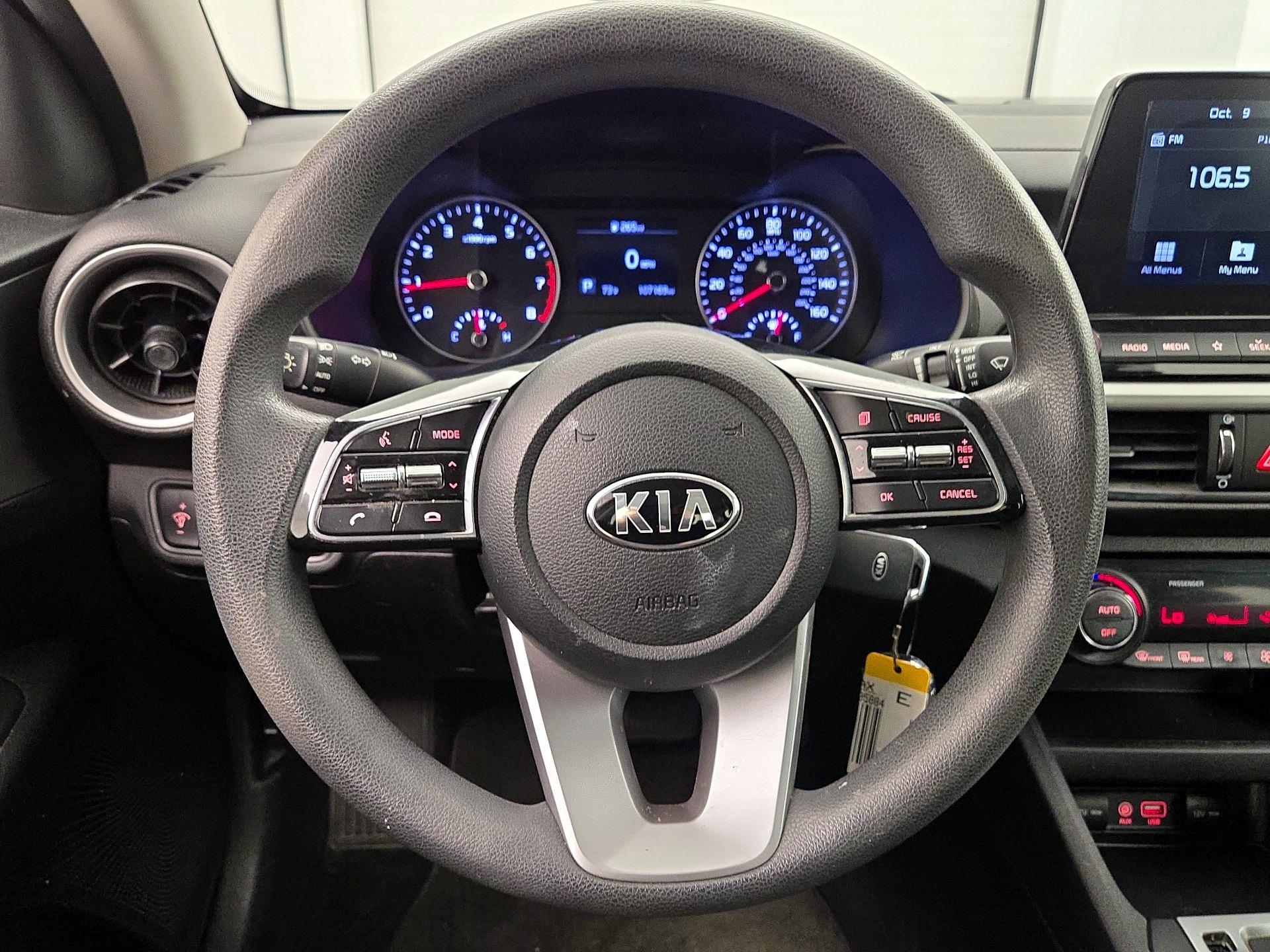 Thumbnail: 2019 Kia Forte - 10