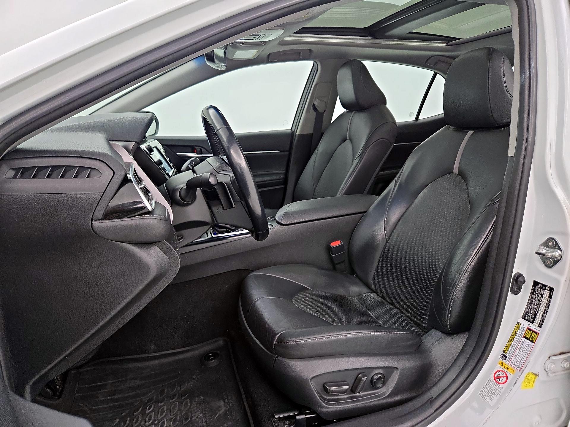 Thumbnail: 2018 Toyota Camry - 11