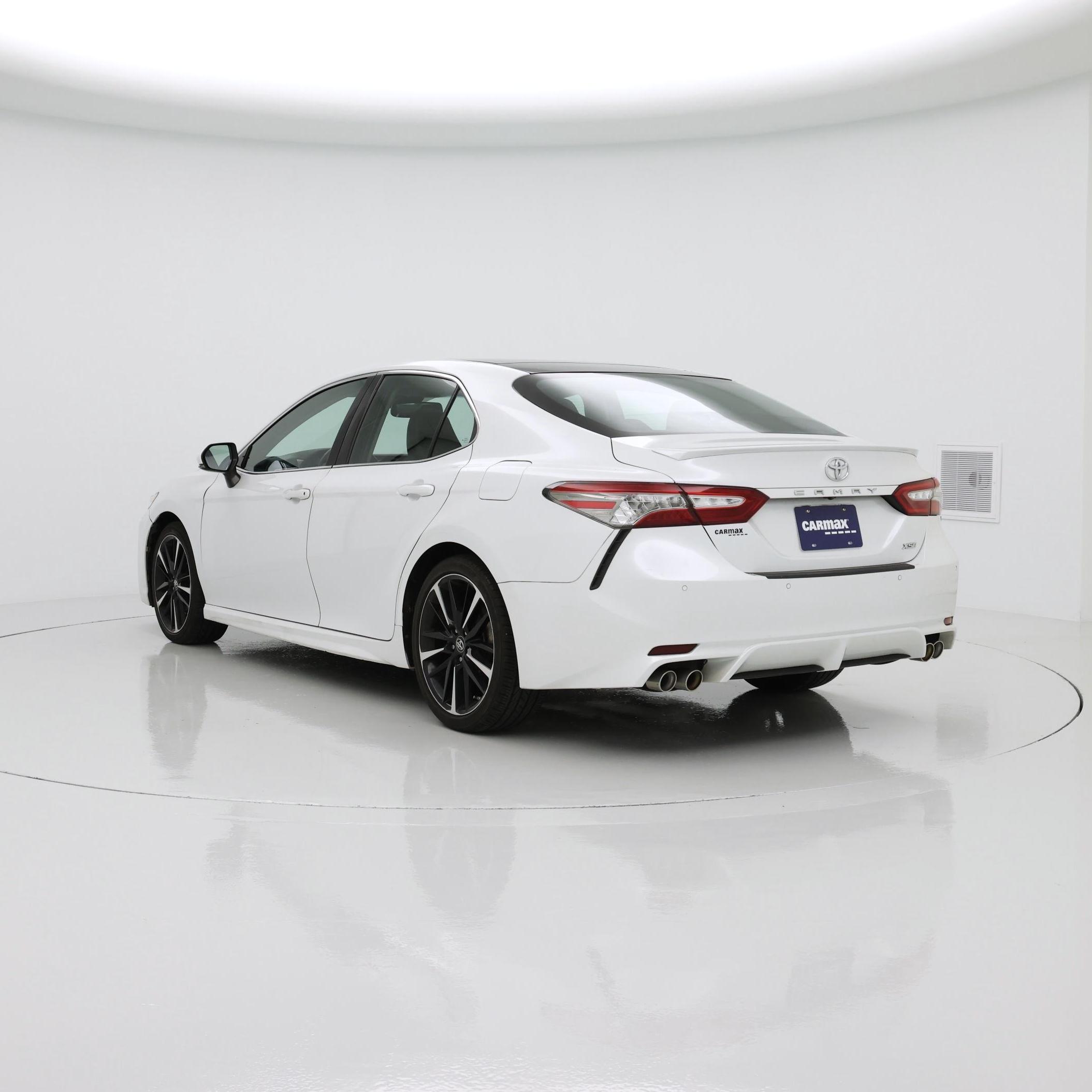 Thumbnail: 2018 Toyota Camry - 2