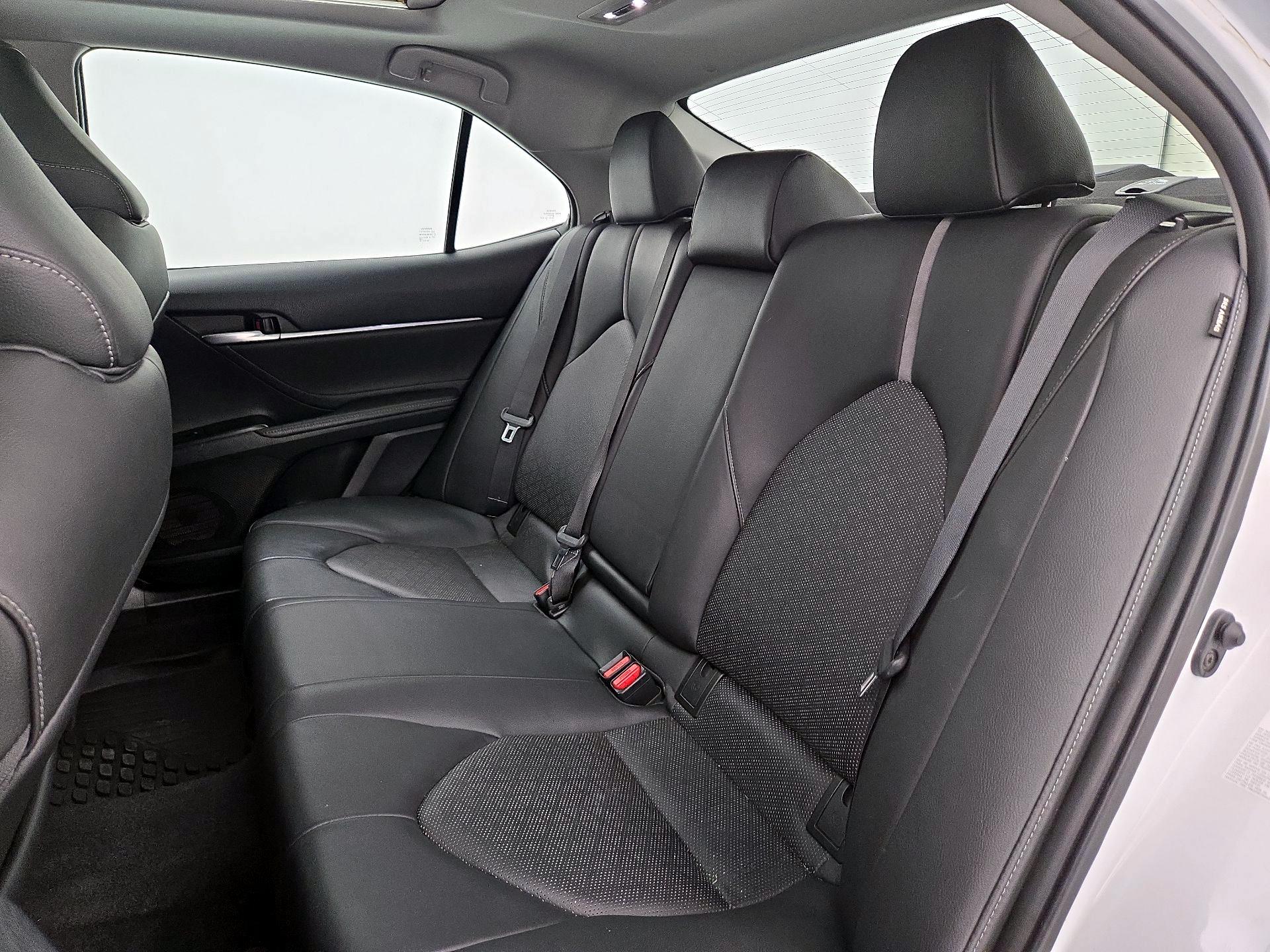 Thumbnail: 2018 Toyota Camry - 20
