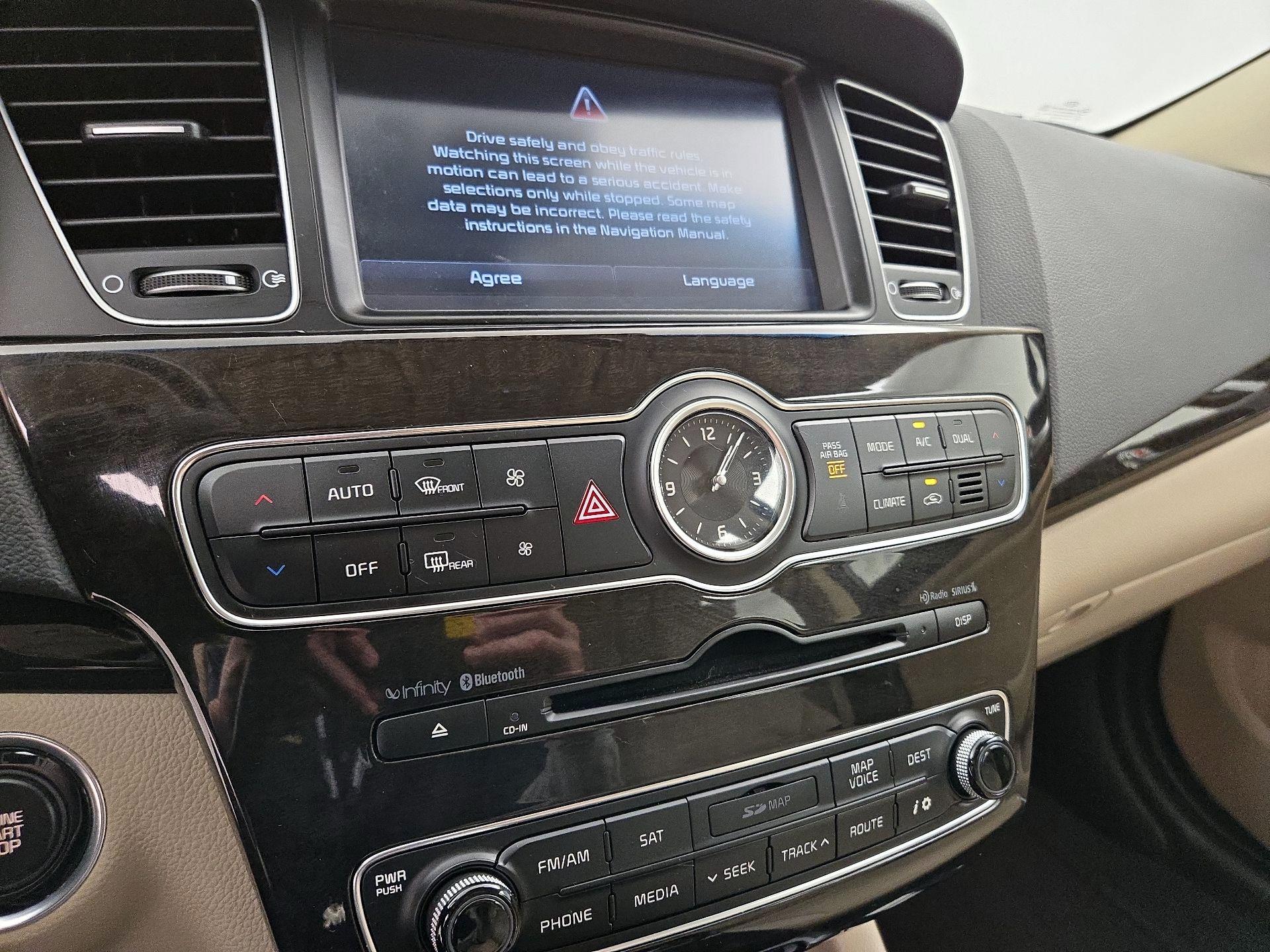Thumbnail: 2014 Kia Cadenza - 17