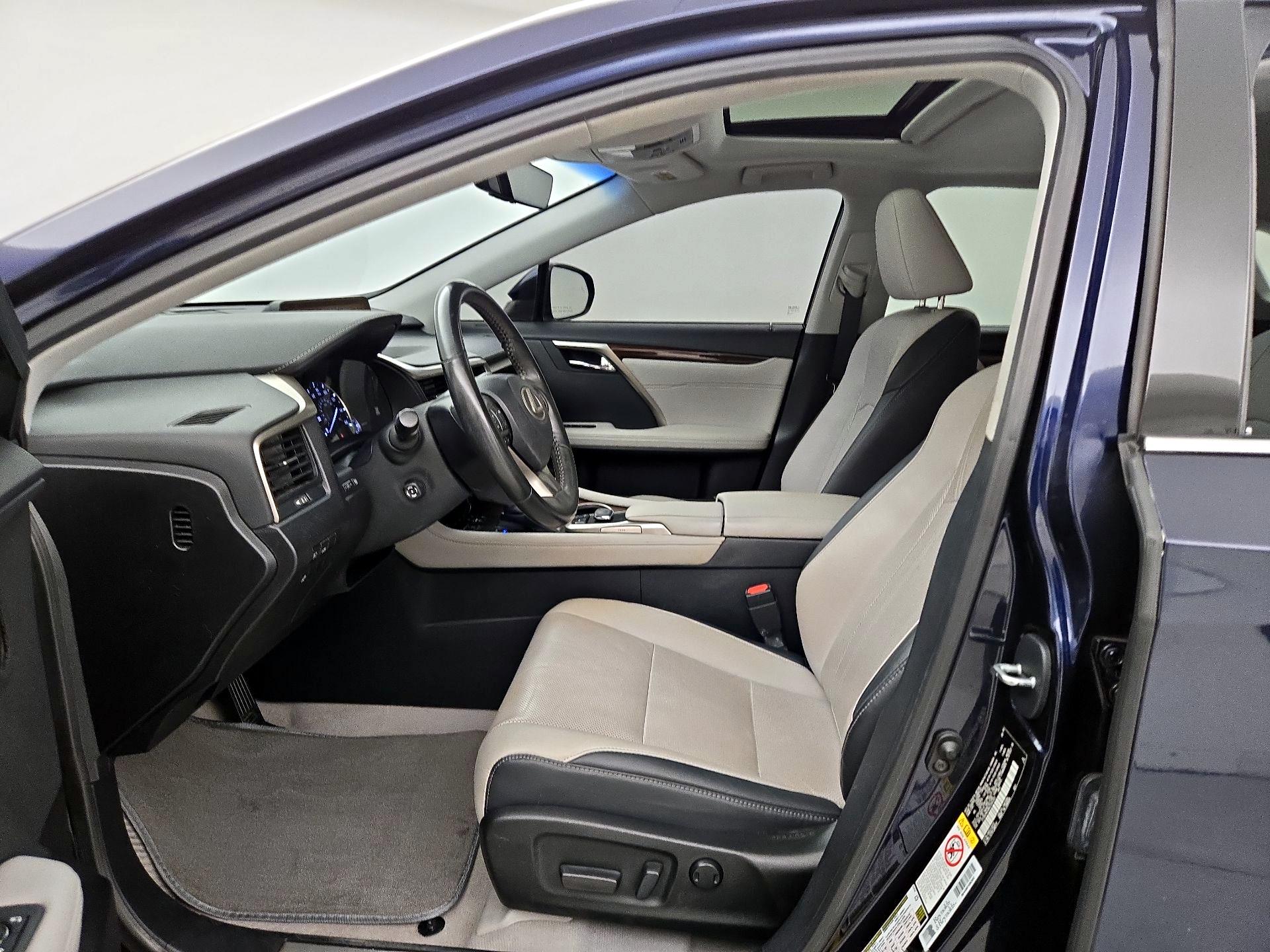 Thumbnail: 2019 Lexus RX - 11