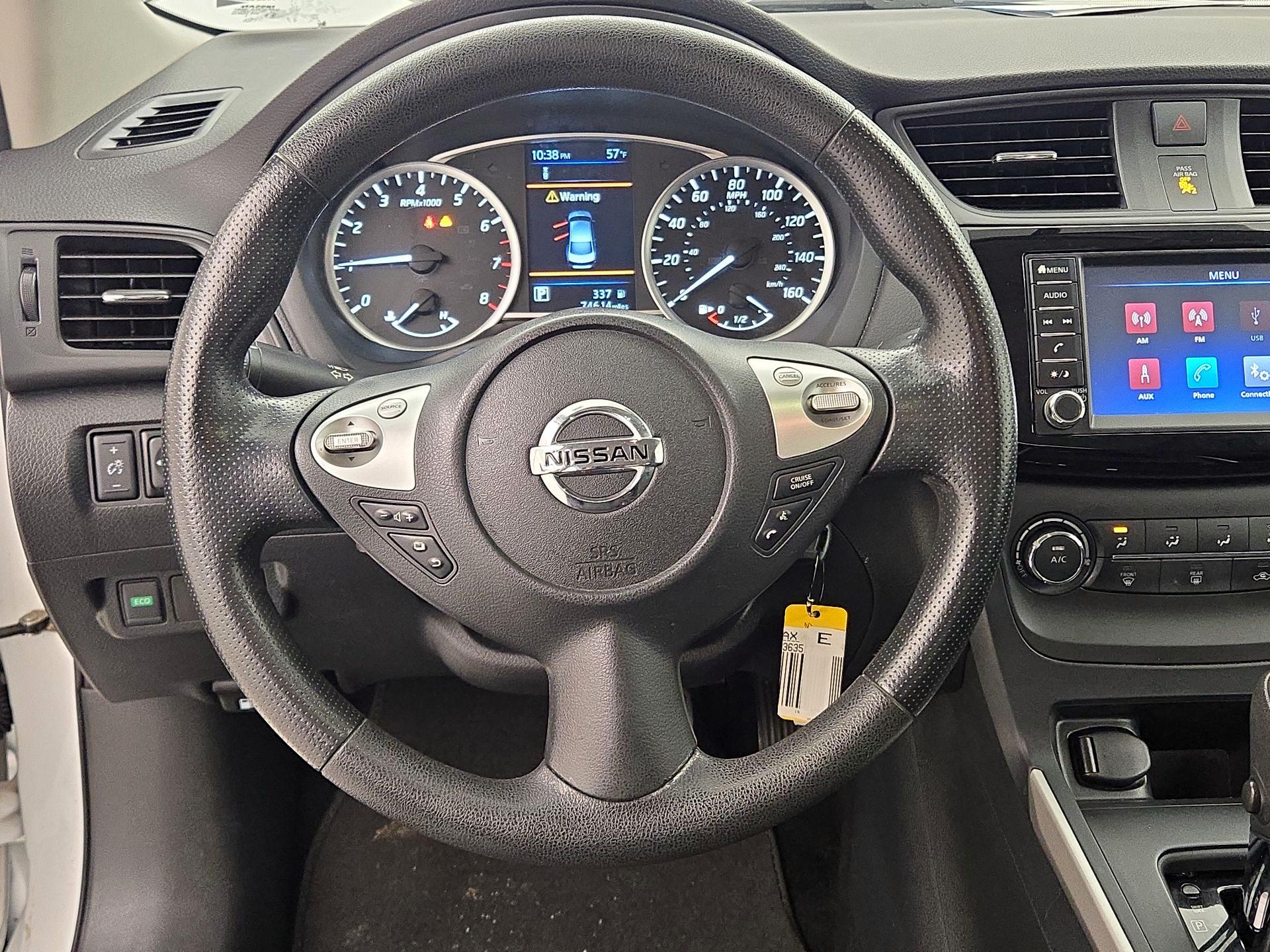 Thumbnail: 2019 Nissan Sentra - 10