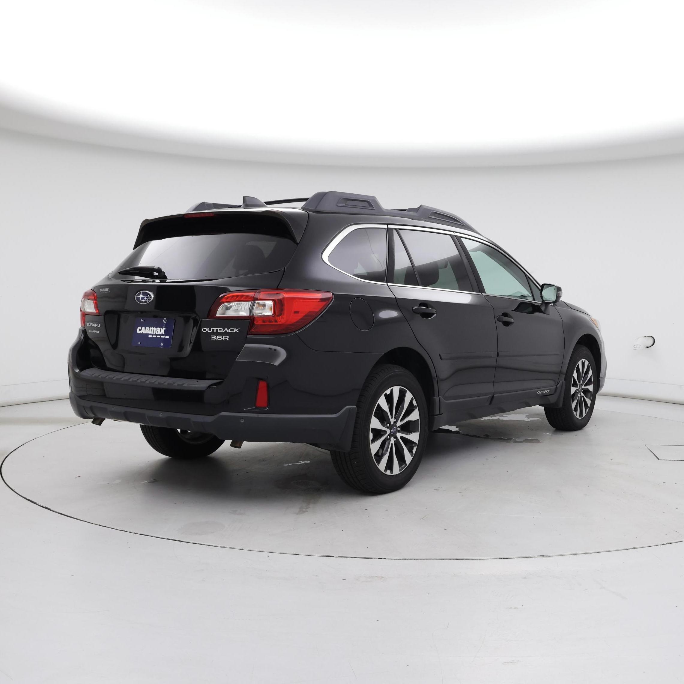 Thumbnail: 2017 Subaru Outback - 8