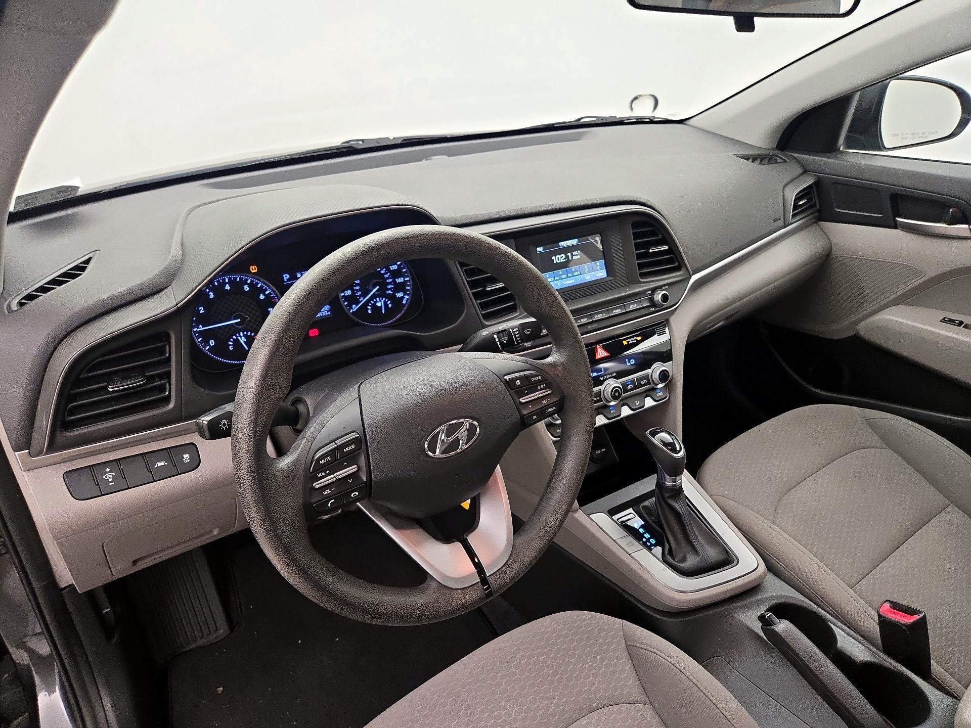 Thumbnail: 2020 Hyundai Elantra - 9